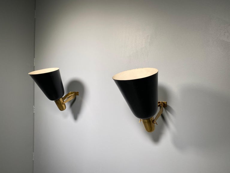 Rare pair of wall lights, model no. 121 Gino Sarfatti
Available four.