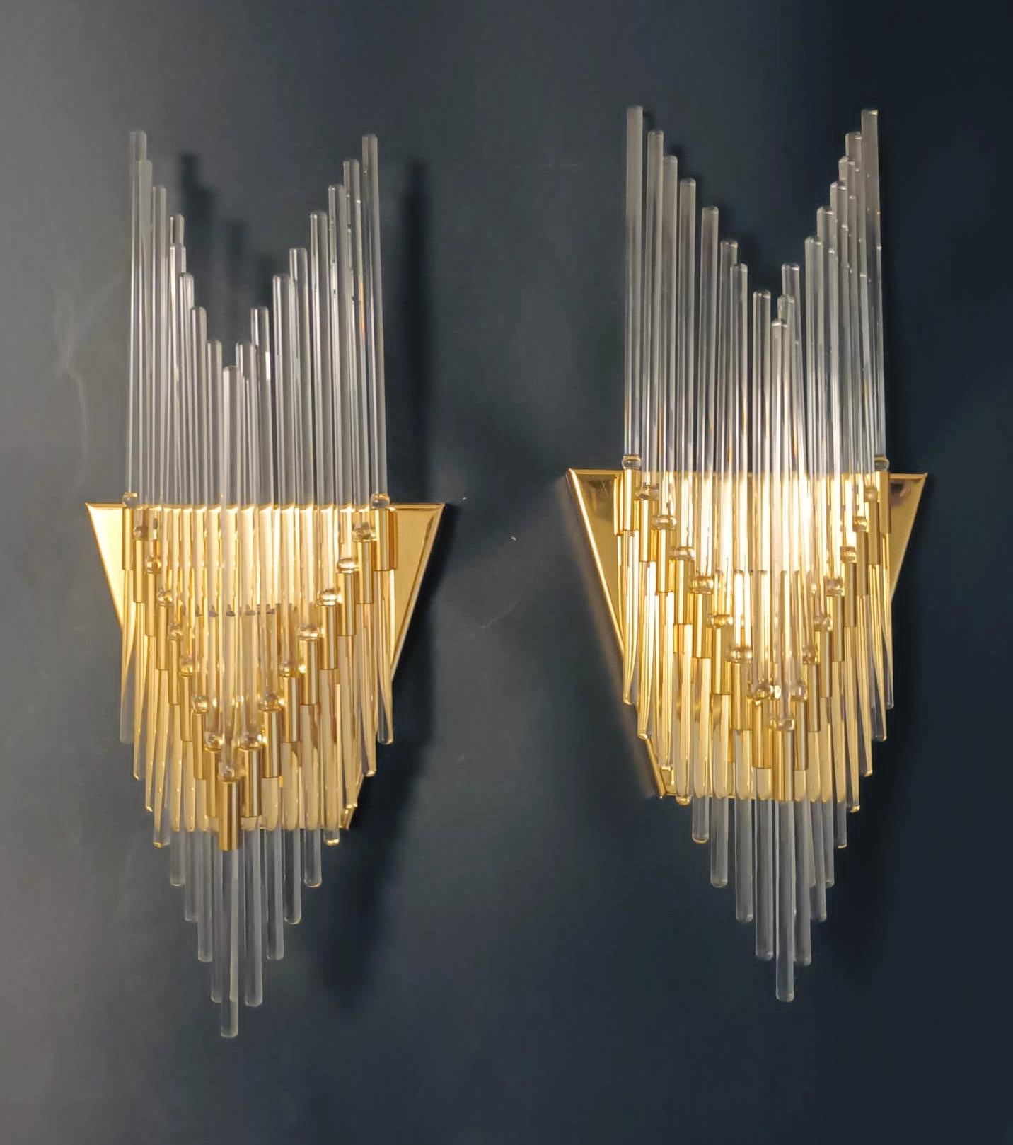 Rare Pair of Waterfall Sconces by Sciolari For Sale 2