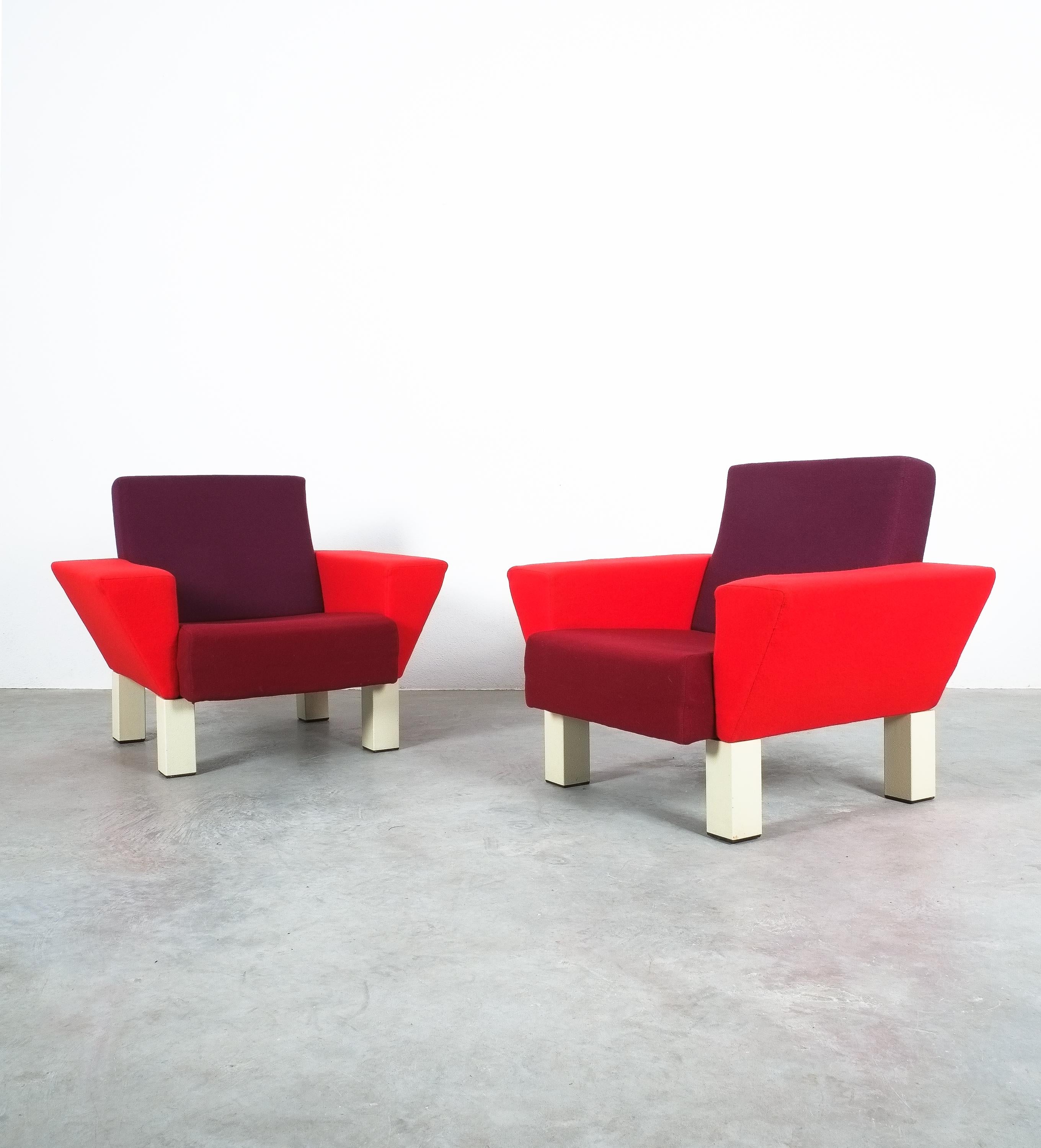 Westside Armchairs by Ettore Sottsass for Knoll, 1983 Post Modern Original For Sale 3