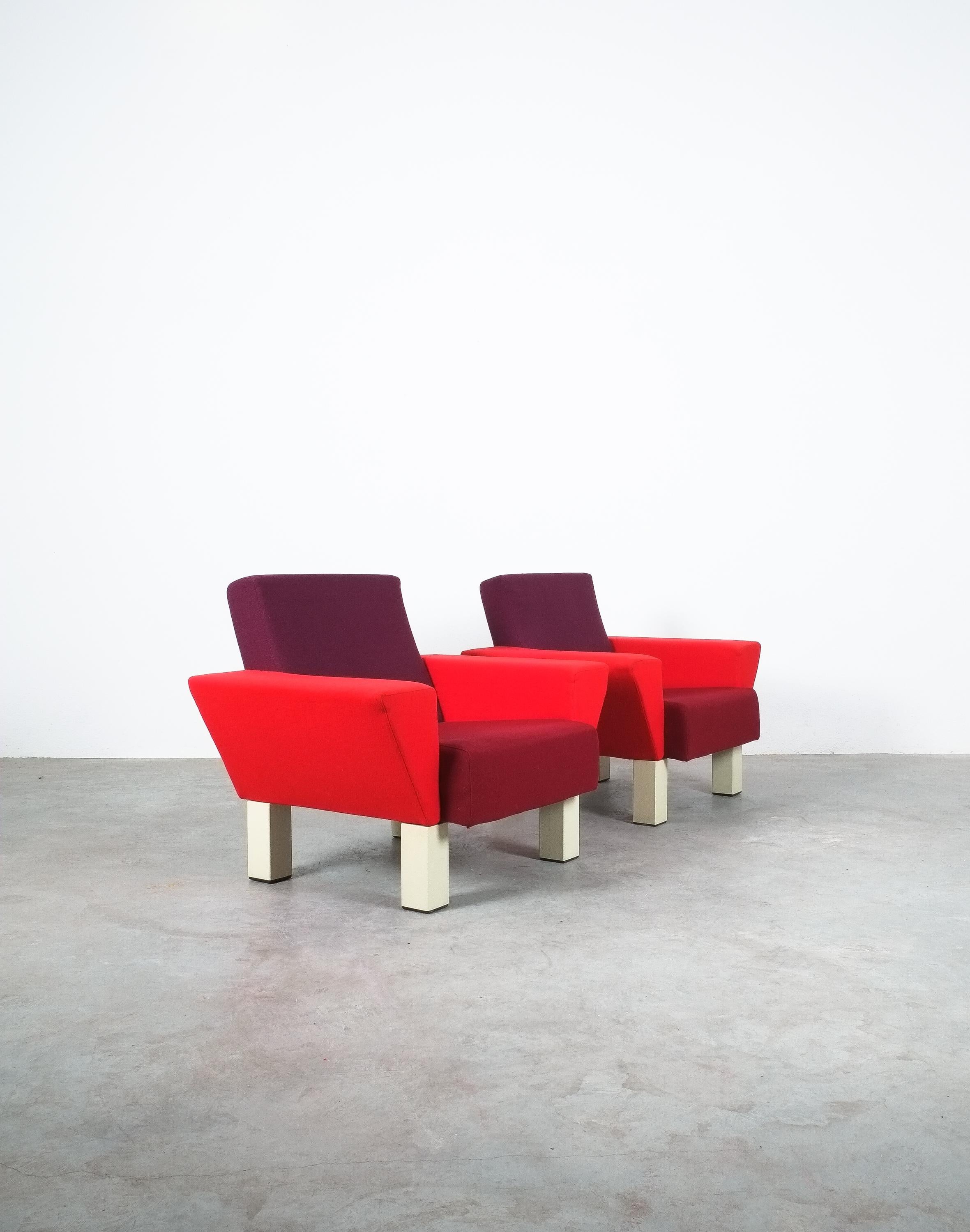 Westside Armchairs by Ettore Sottsass for Knoll, 1983 Post Modern Original In Good Condition For Sale In Vienna, AT
