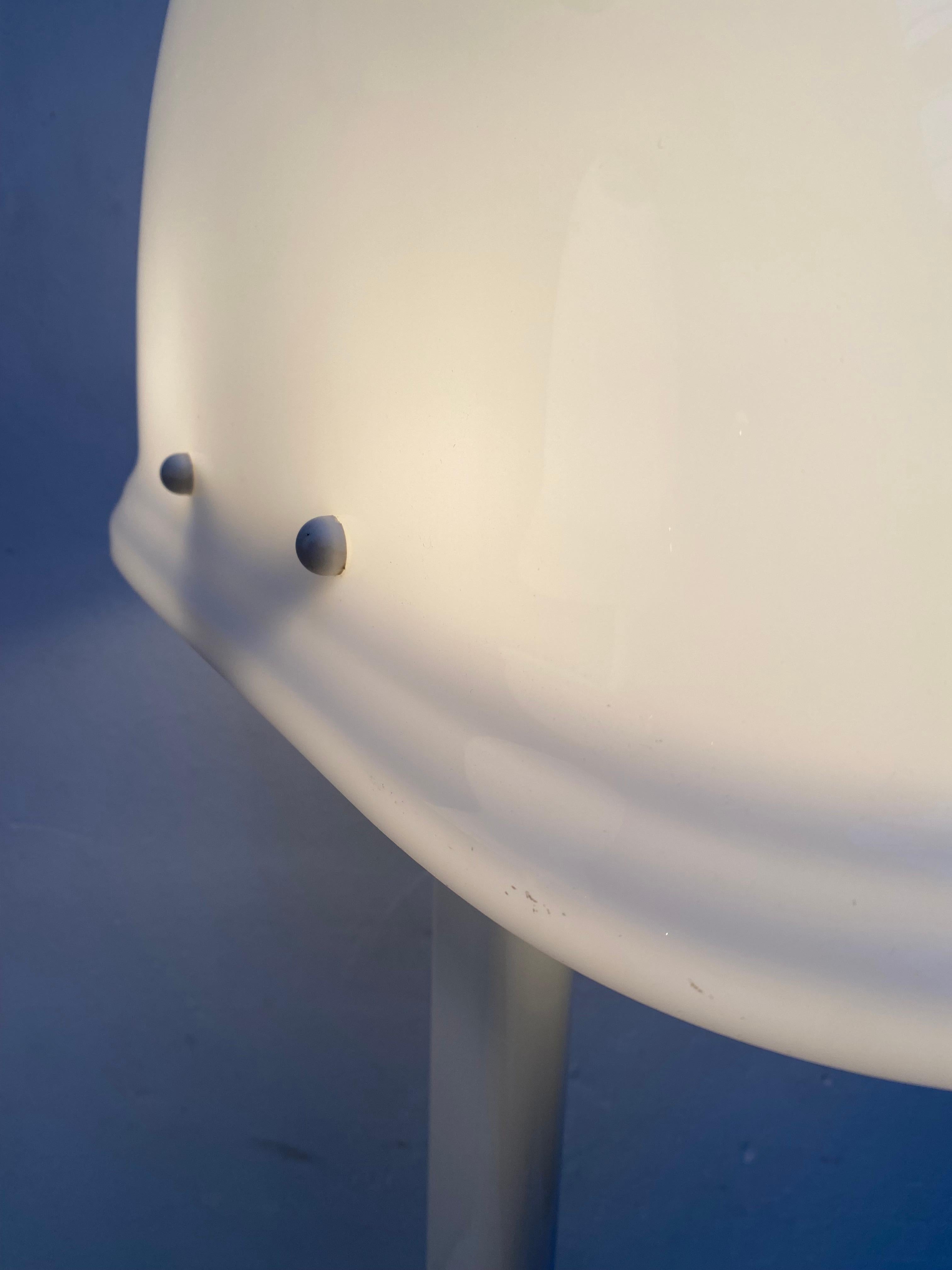 Rare Pair of White Rodolfo Bonetto Space Age Floor Lamps for iGuzzini Italy 1970 For Sale 13
