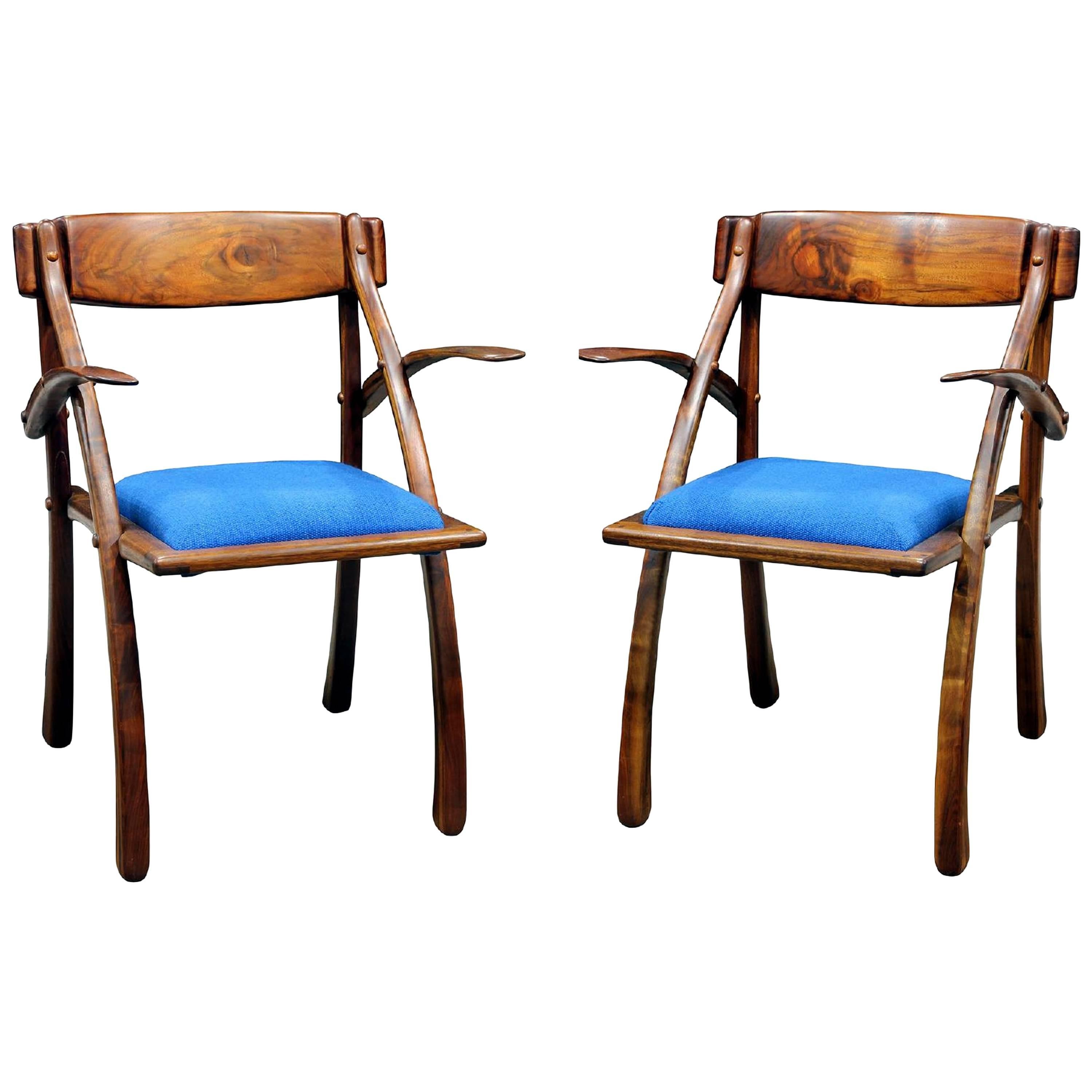 Rare paire de chaises Wishbone d'Arthur Espenet Carpenter