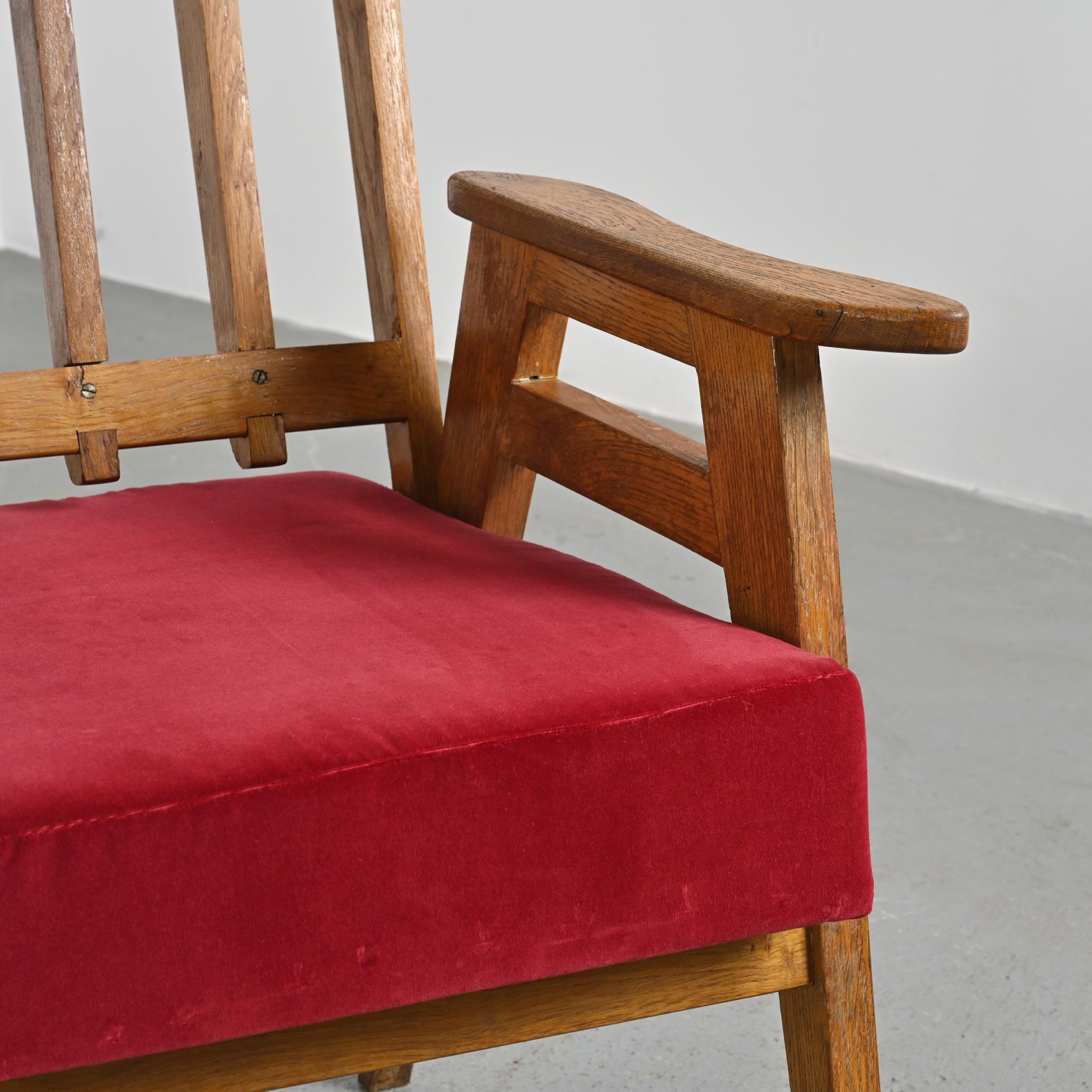 Rare Paire de fauteuils en bois, Henri Jacques Le Même, Megève, vers 1949 en vente 5
