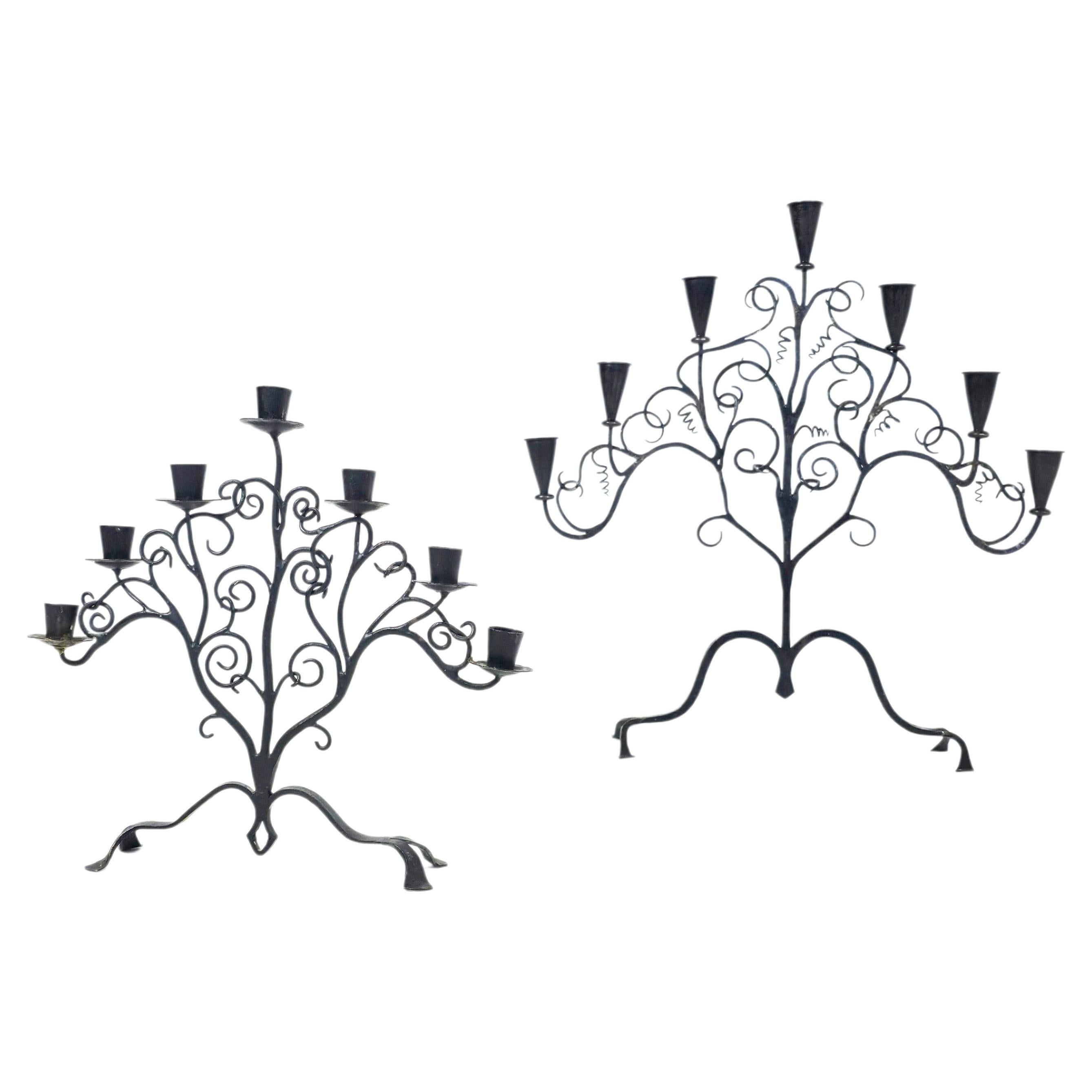 Coppia di candelabri in ferro battuto di Paavo Tynell per Taito Oy, Finlandia, 1920