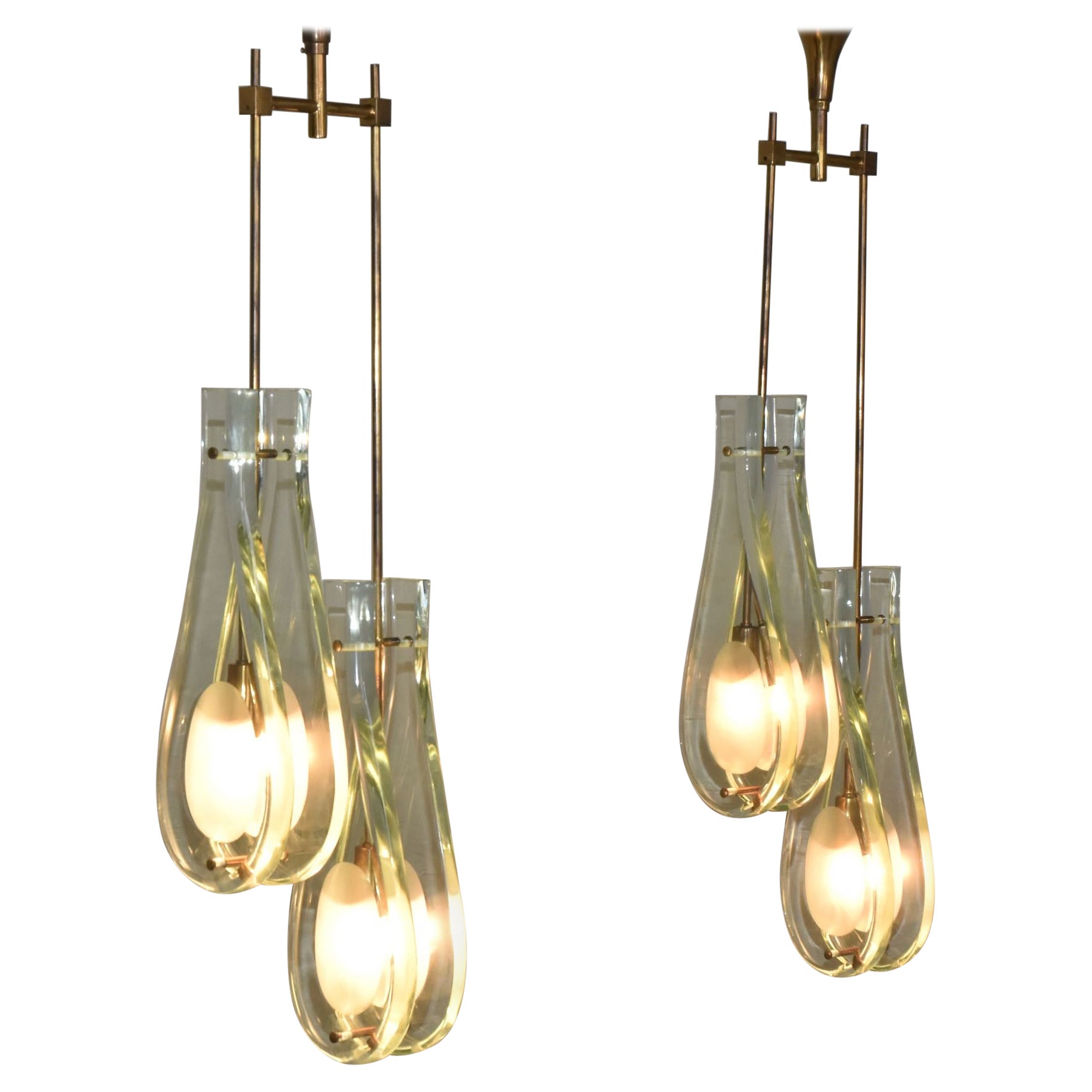 Rare Pair Pendant by Max Ingrand for Fontana Arte 
2259/2
, Italy, c.1960