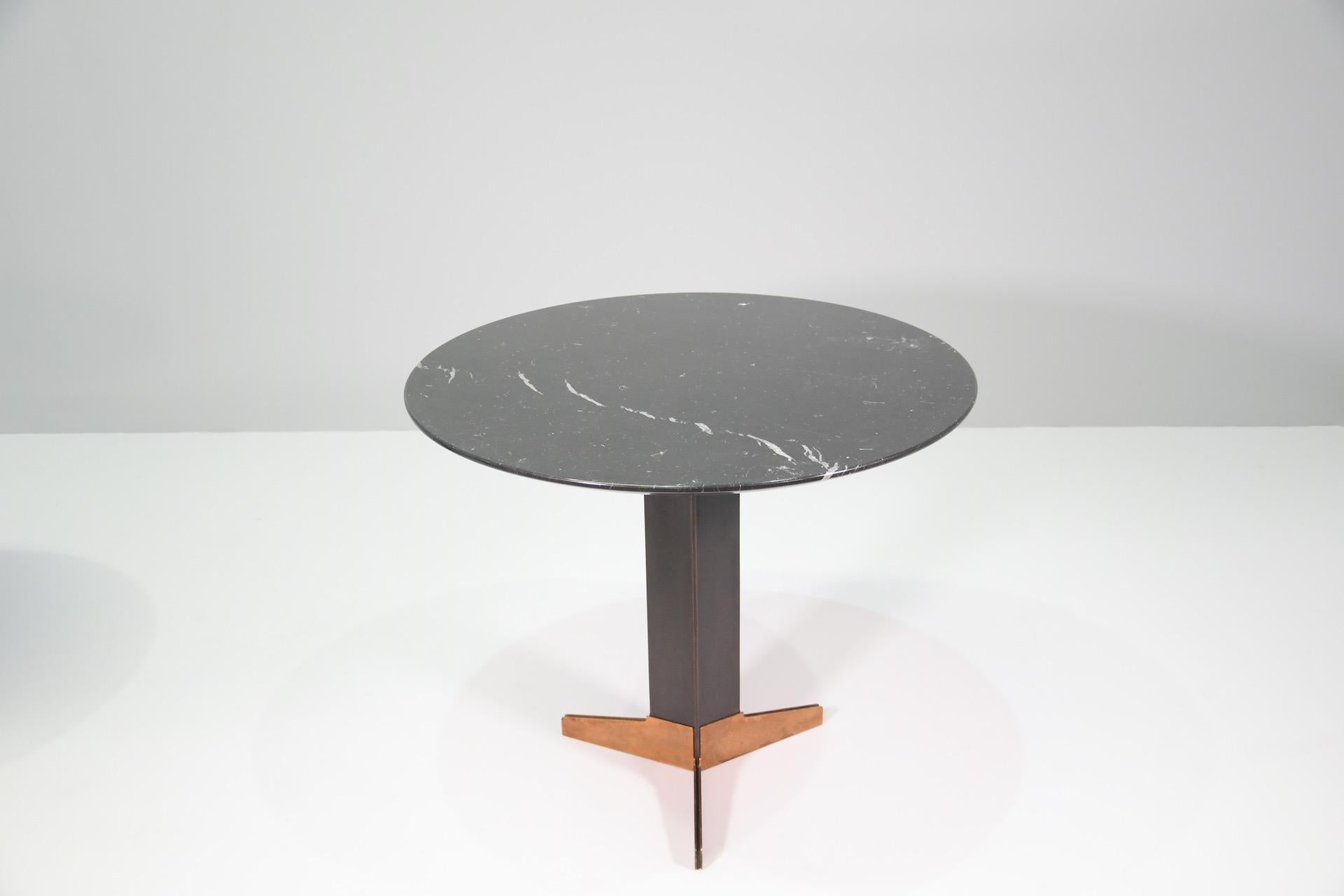 Rare Pair Side Table in Black Marble, Metal and Brass Ignazio Gardella For Sale 2