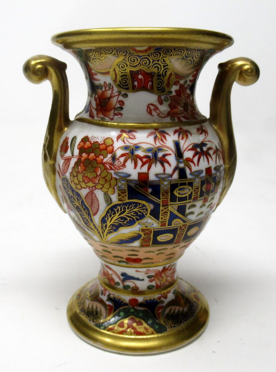 English Rare Pair of Spode Imari Pattern 967 Hand Painted Vases Cobalt Blue Red