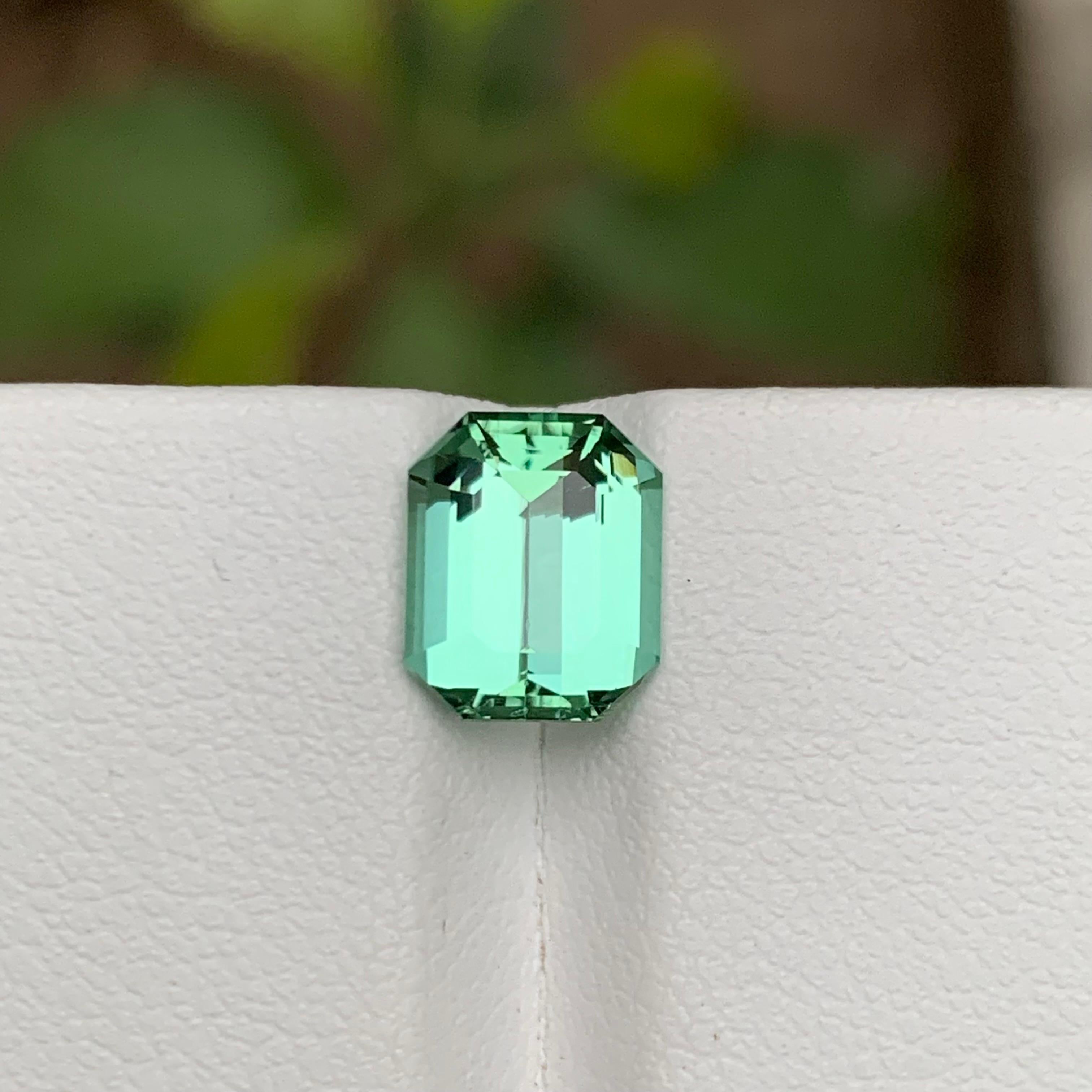 Contemporary Light Mint Green Natural Tourmaline Gemstone, 2.50 Ct Emerald Cut  Ring Jewelry For Sale