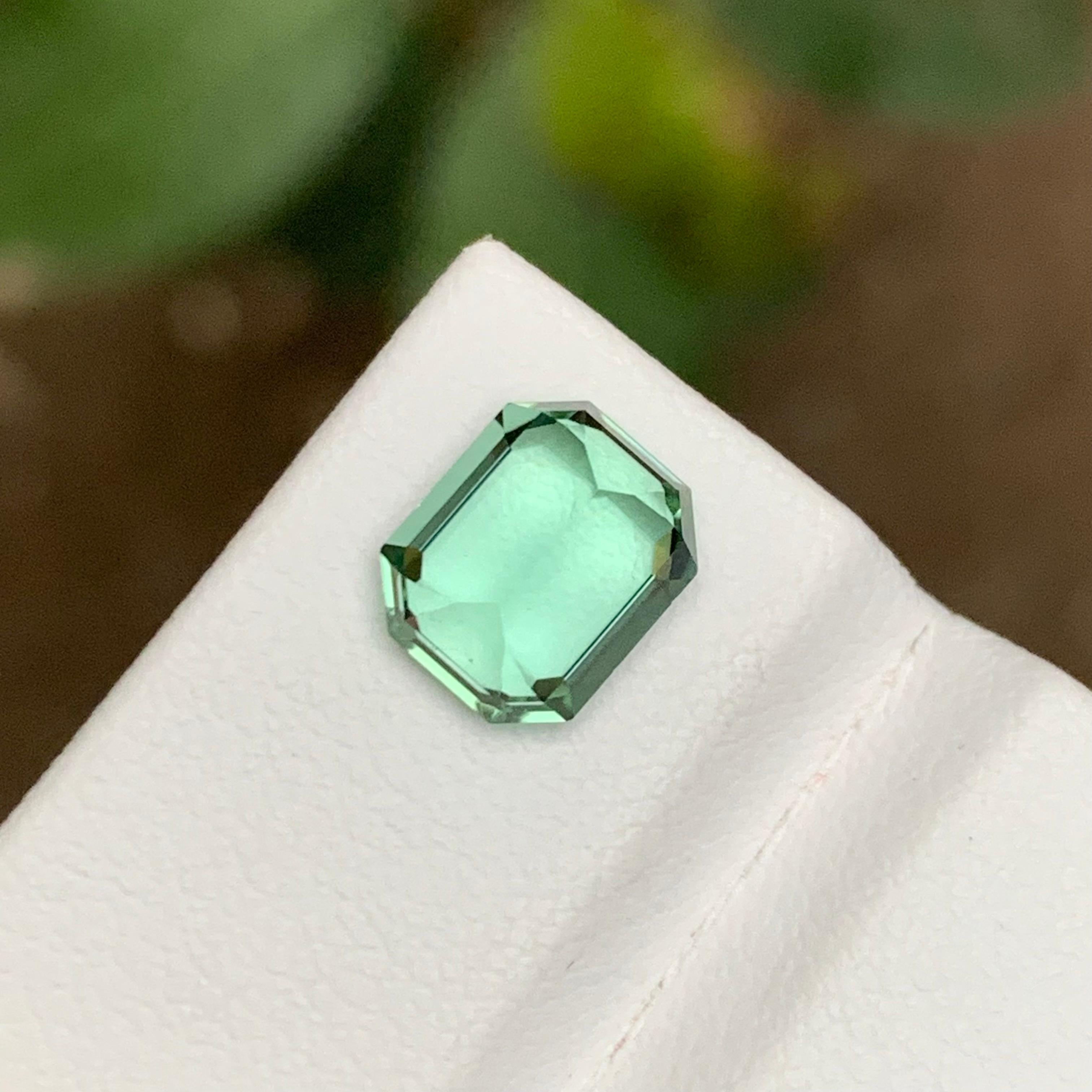 Women's or Men's Light Mint Green Natural Tourmaline Gemstone, 2.50 Ct Emerald Cut  Ring Jewelry For Sale