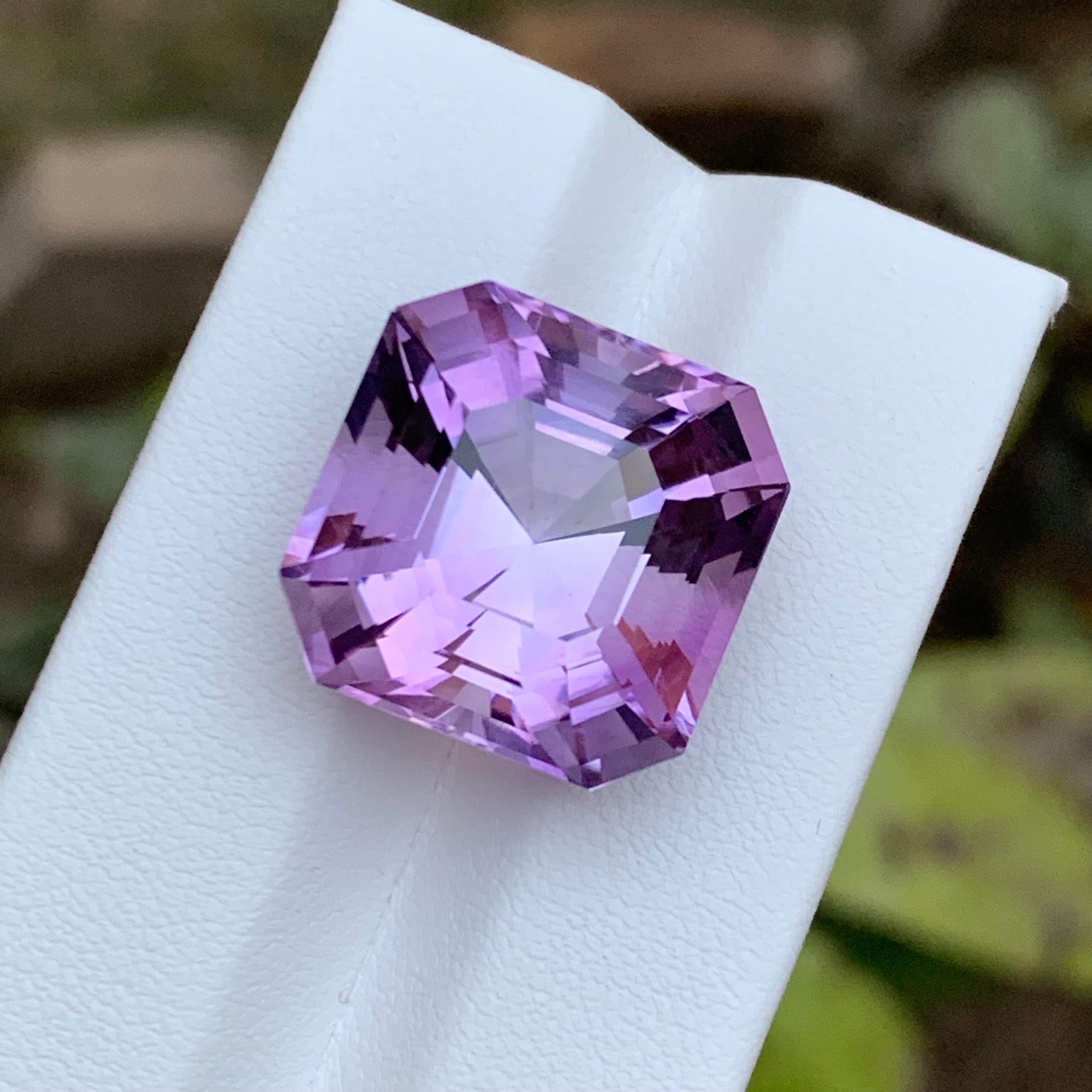 Rare Pale Purple Natural Amethyst Gemstone, 24.70 Ct Asscher Cut for Pendant etc For Sale 3