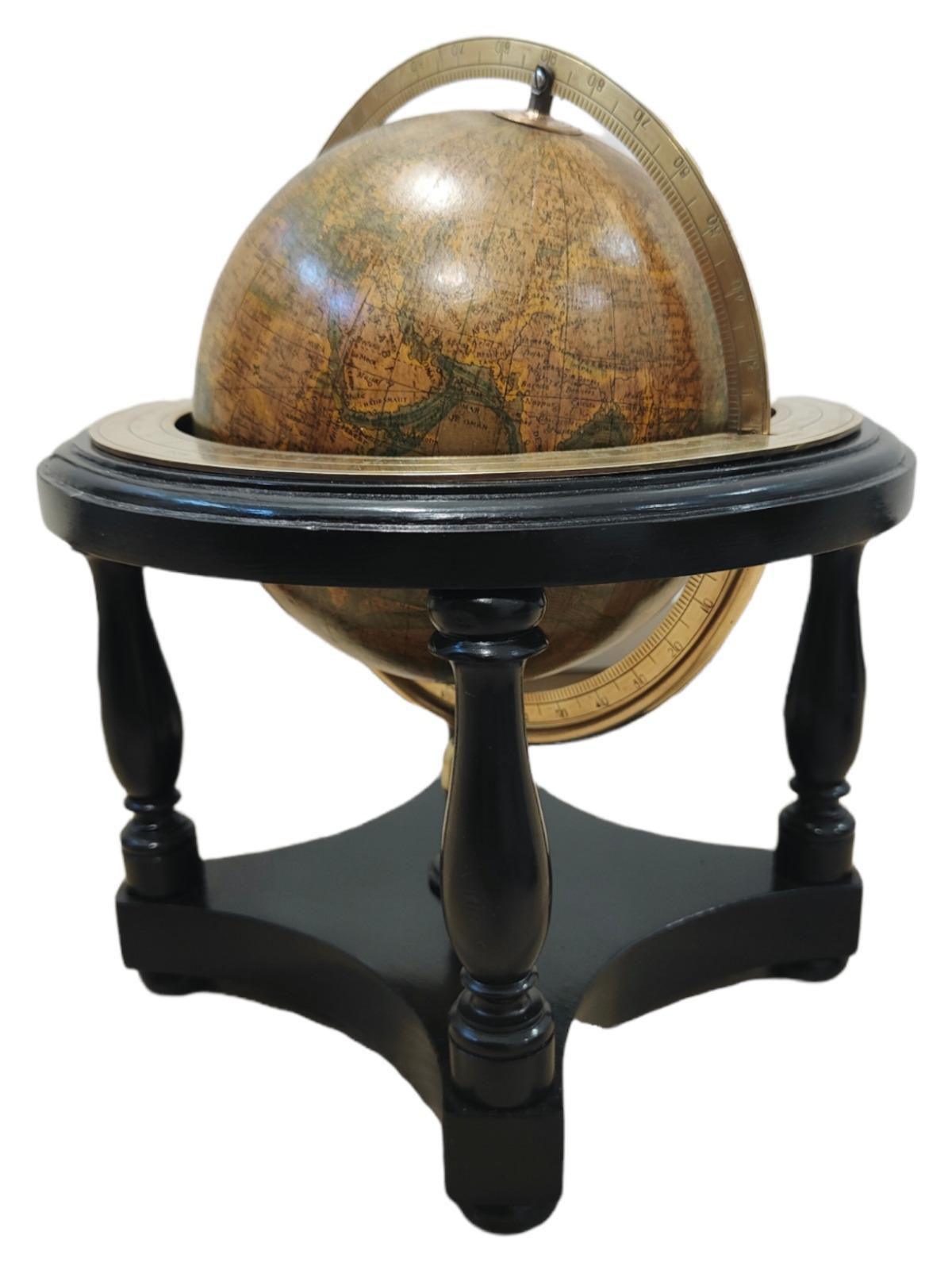Hand-Crafted Rare Paluzie Globe from the 19th Century For Sale