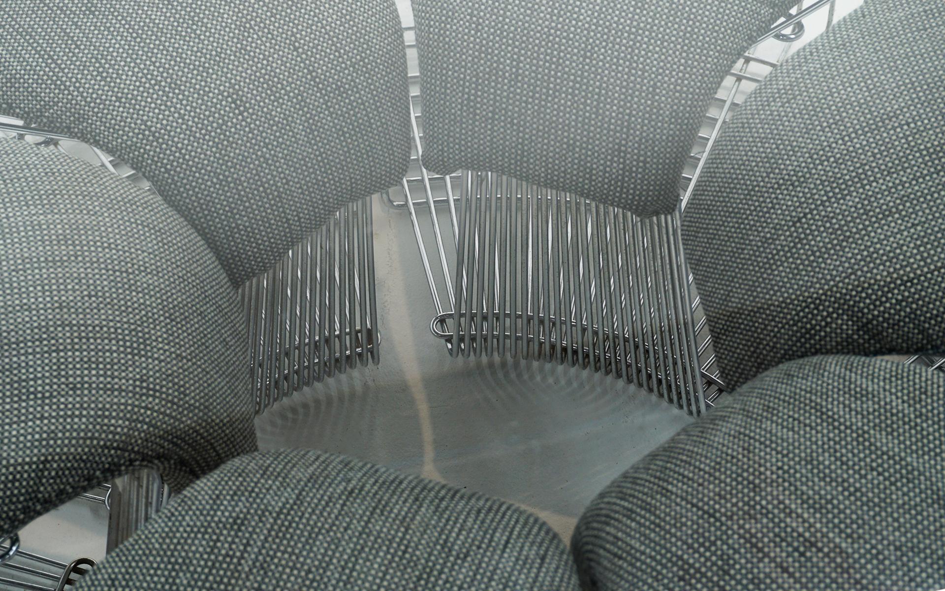 Fin du 20e siècle Rare ensemble de salle à manger Pantonova de Verner Panton 1971, chrome, table en verre, six chaises en vente