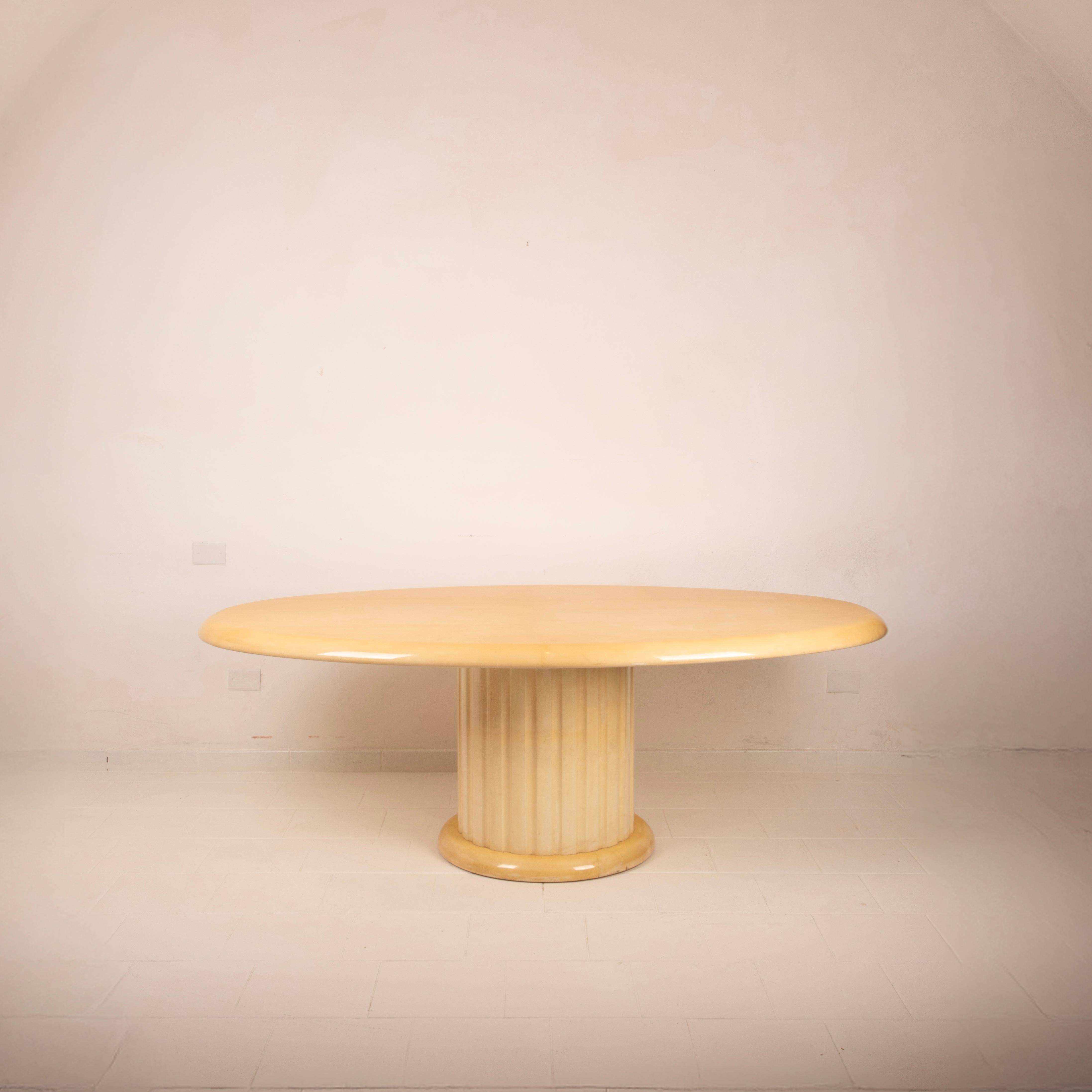 Rare Parchment Table by Aldo Tura for Tura Milano, 1960 in vendita 4