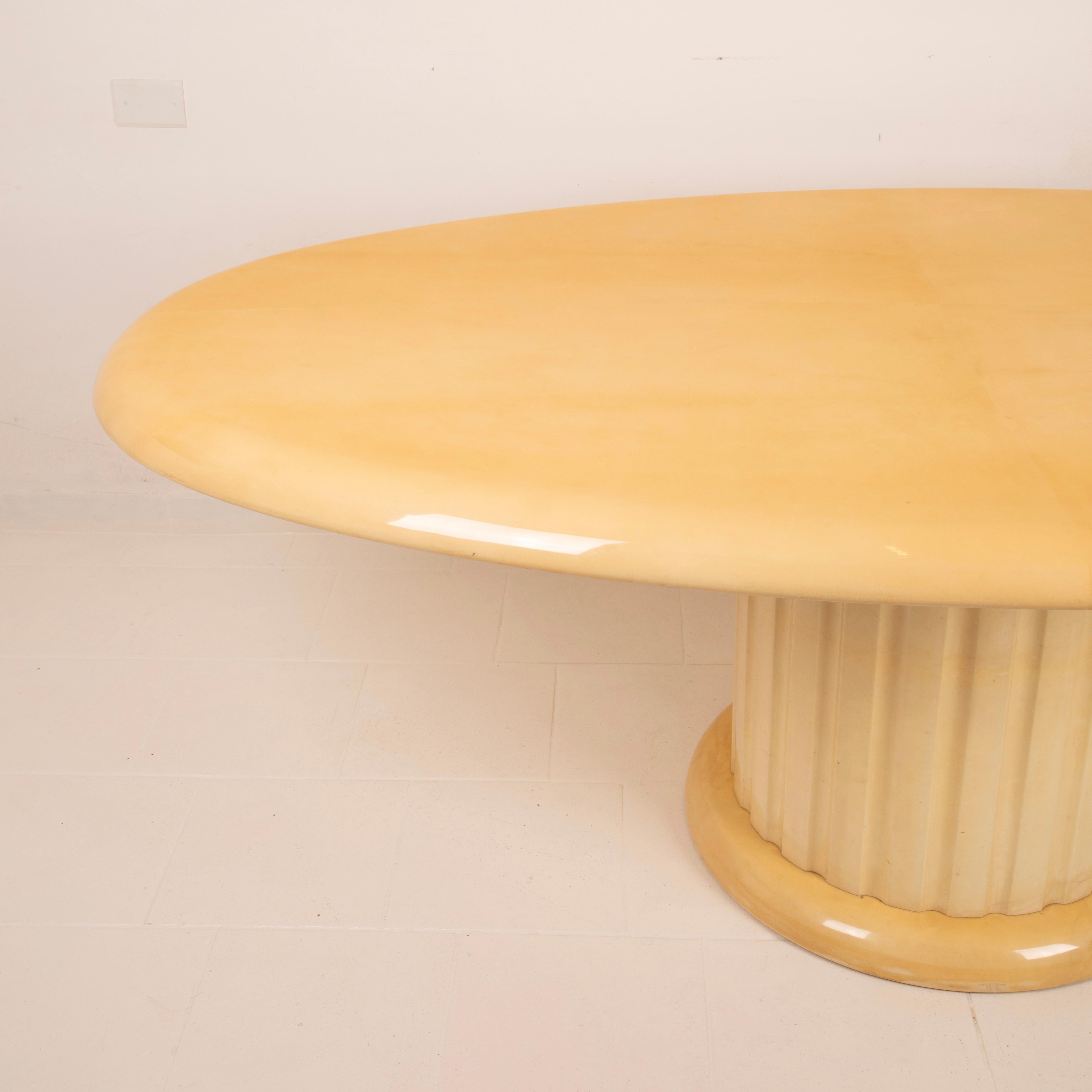 Rare Parchment Table by Aldo Tura for Tura Milano, 1960 in vendita 2
