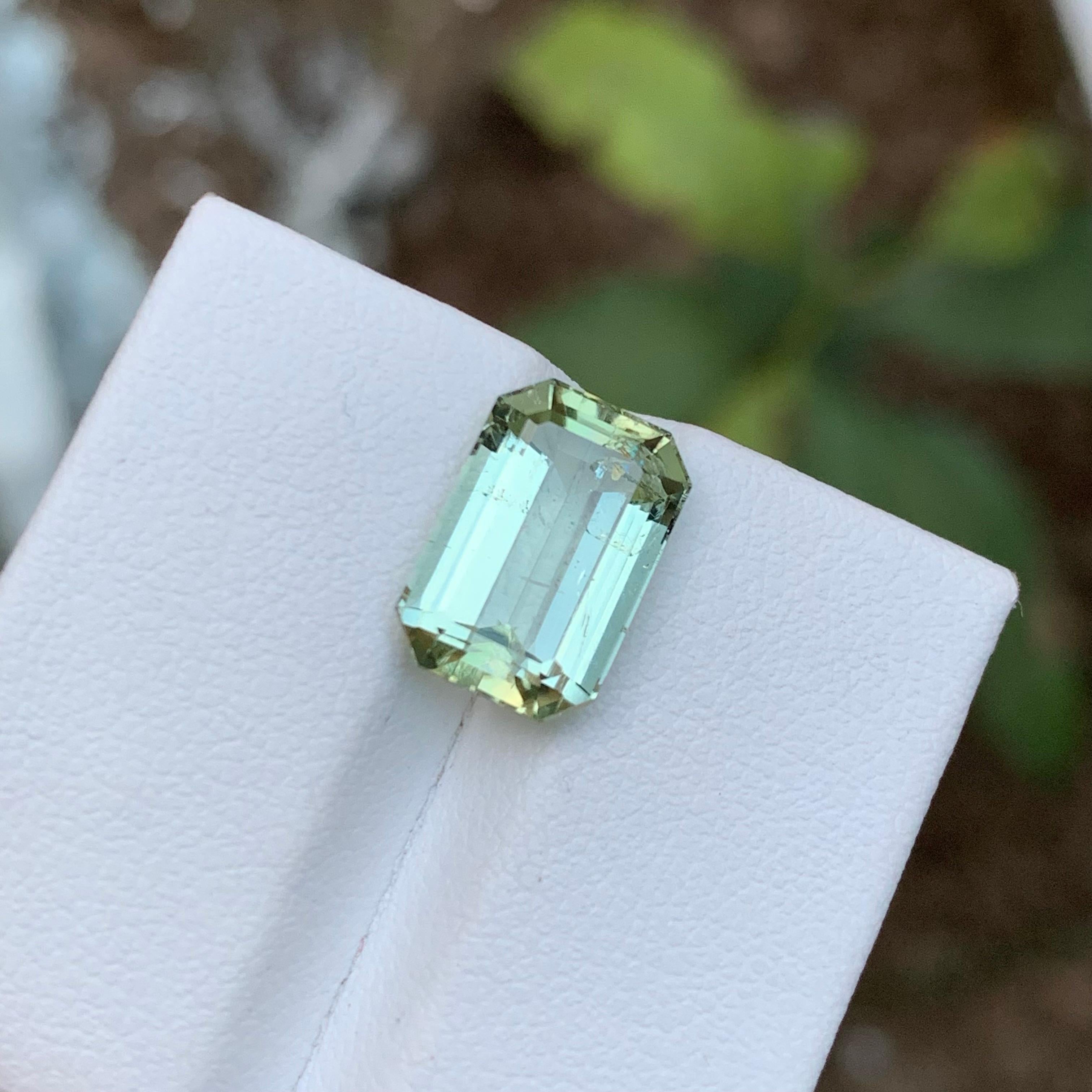 Rare Pastel Green Natural Tourmaline Gemstone, 5.05 Ct Emerald Cut-Ring/Jewelry For Sale 5