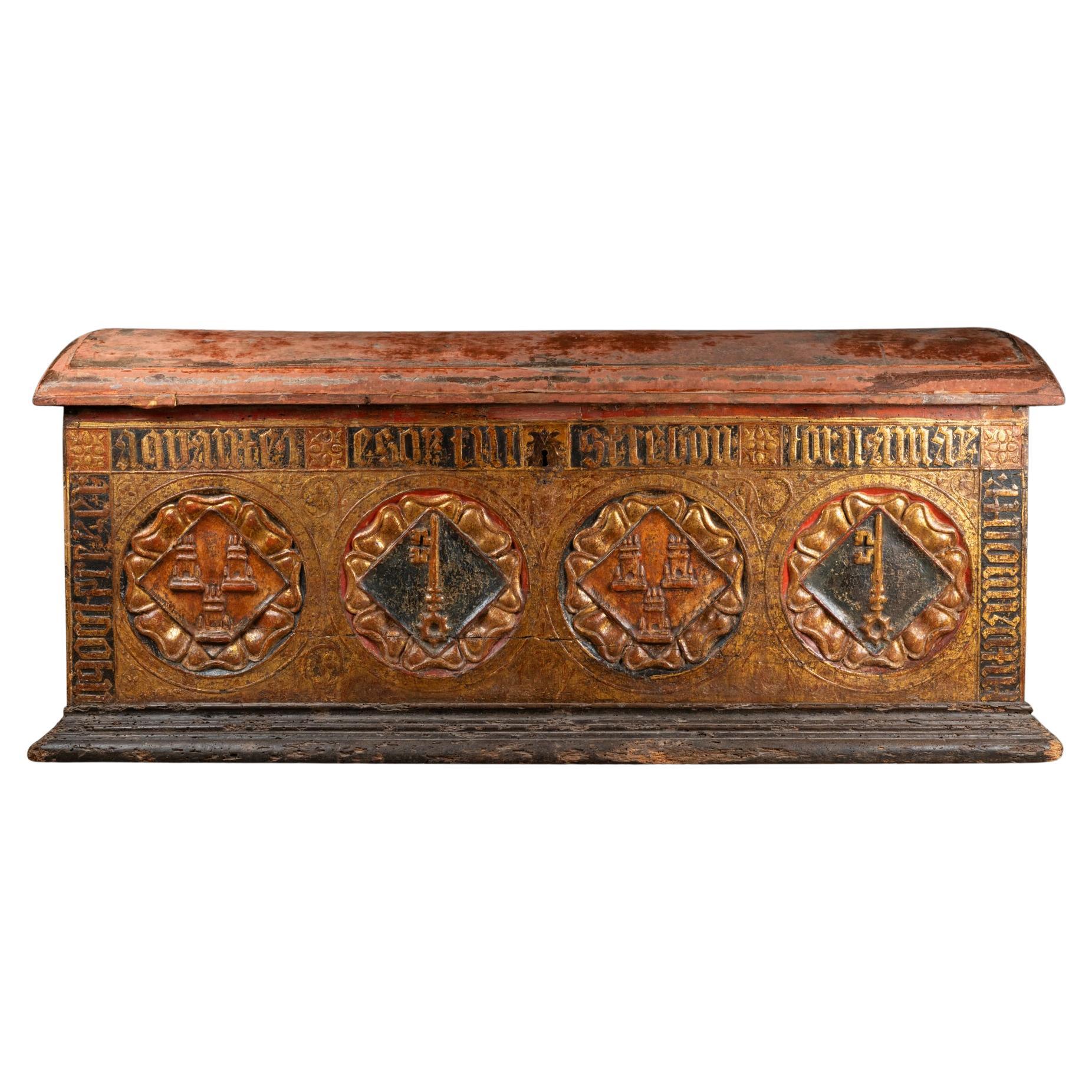 Rare pastiglia marriage chest - North of Italy, First half of 15th century For Sale