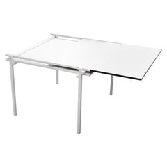 Rare table à manger Pastoe en émail blanc