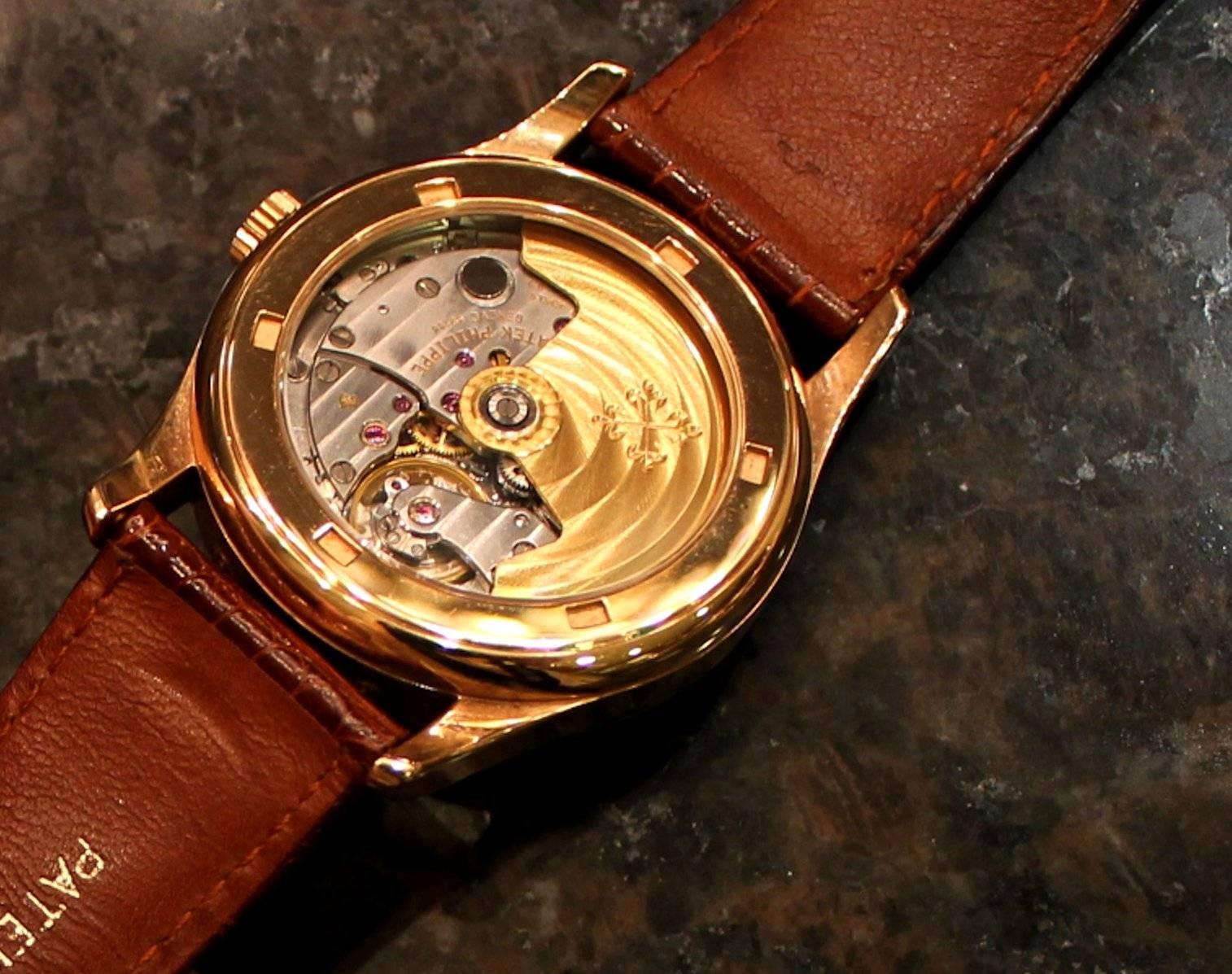 Patek Philippe Rare montre-bracelet à calendrier perpétuel rétrograde en or rose 18 carats 5050R Pour hommes en vente