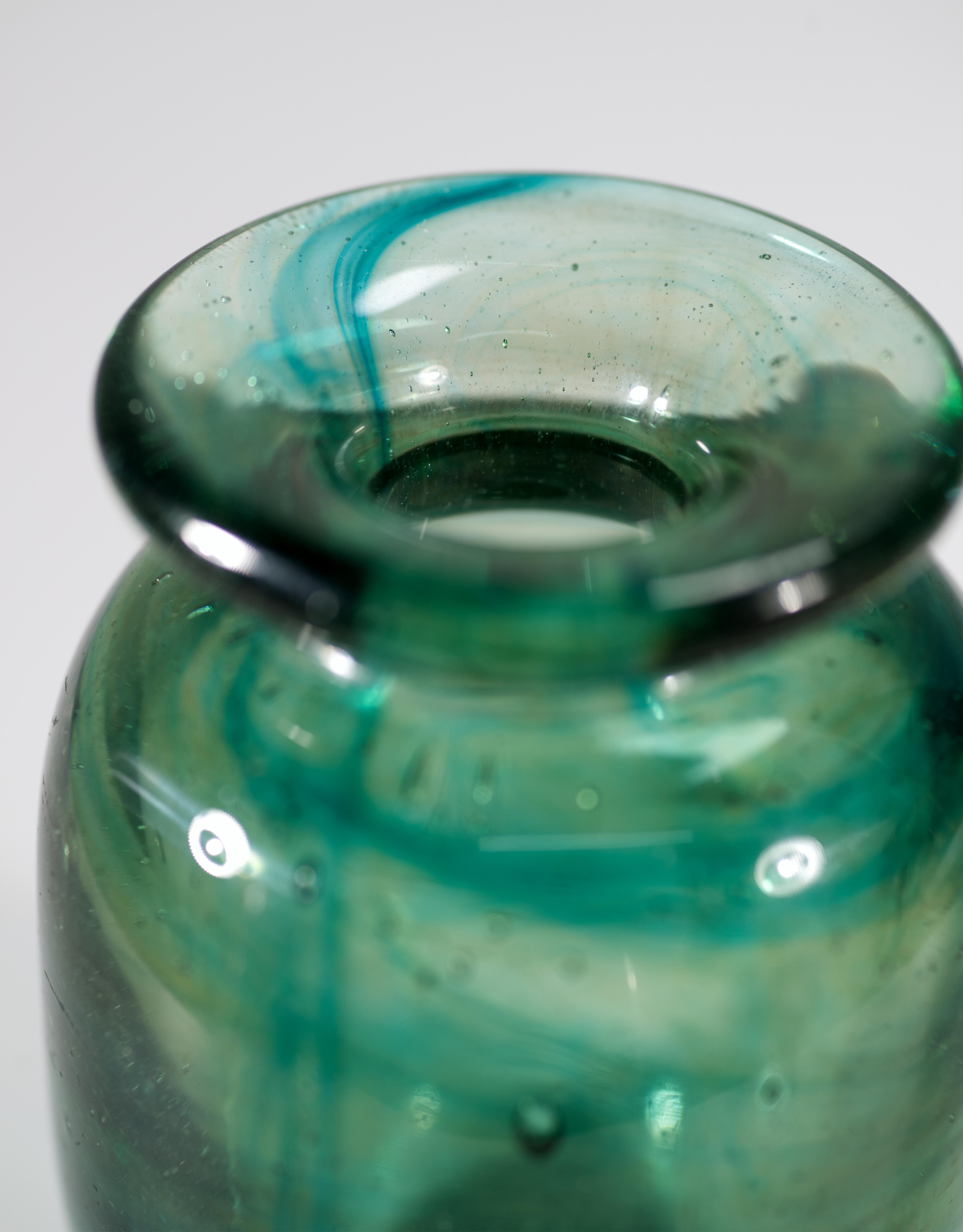 Raro vaso di Patricia Esch, vetro da studio americano, 1969 in vendita 3