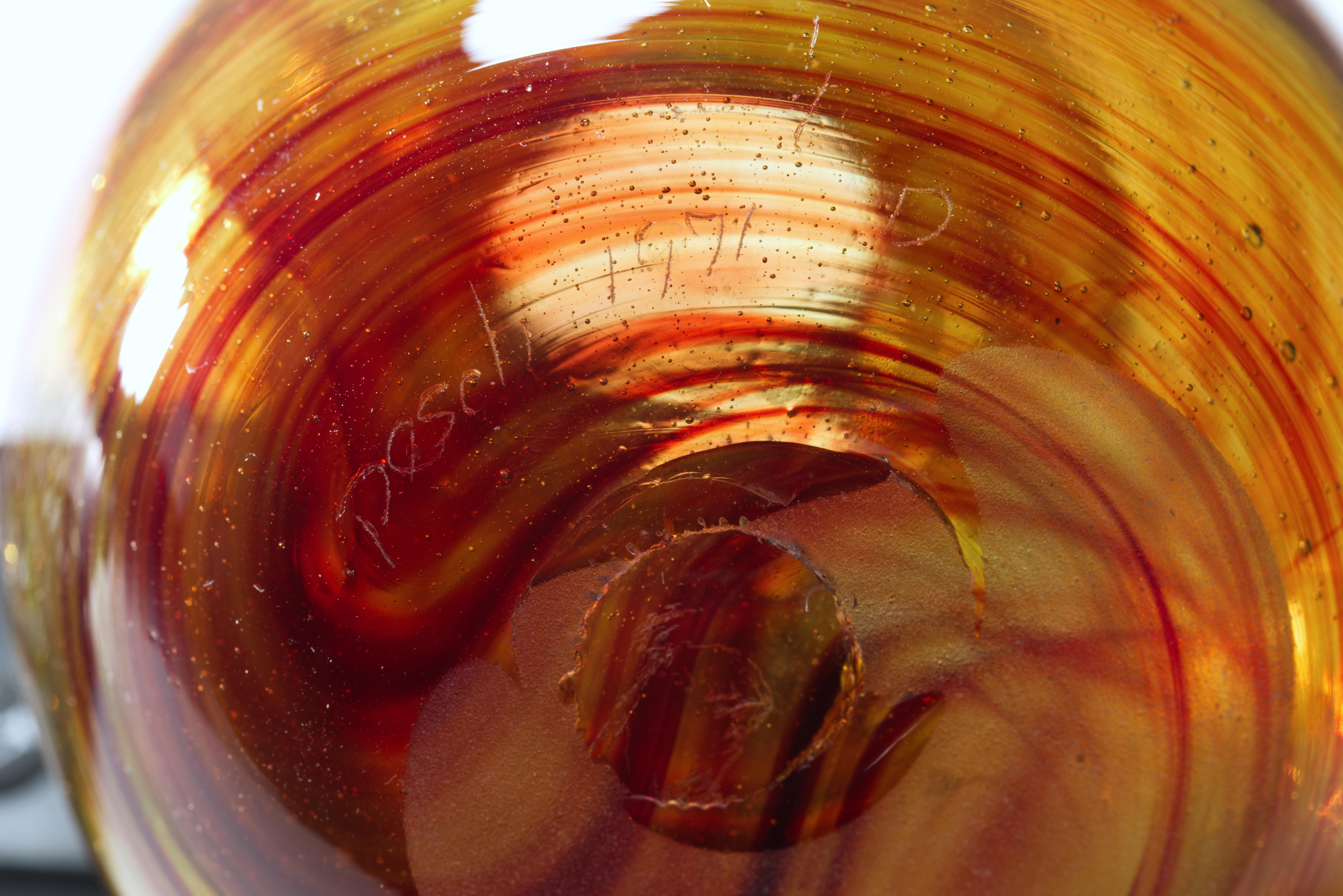 Raro vaso di Patricia Esch, vetro da studio americano, 1971 In condizioni buone in vendita a Clifton Springs, NY