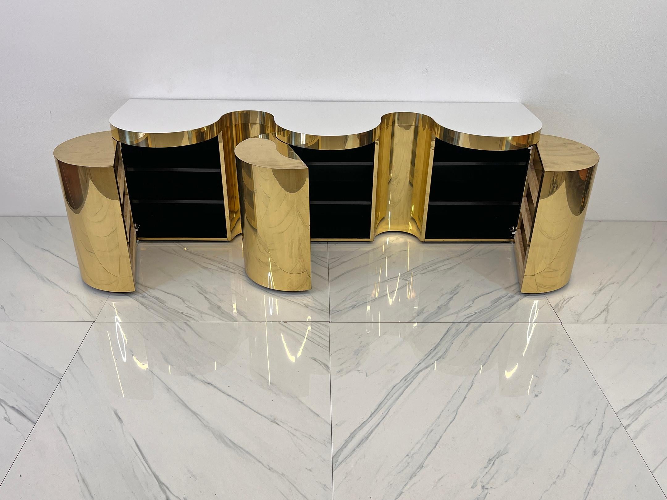 Important Rare Paul Evans, Cylindrical Console, Wavy Front Credenza C. 1980's For Sale 3