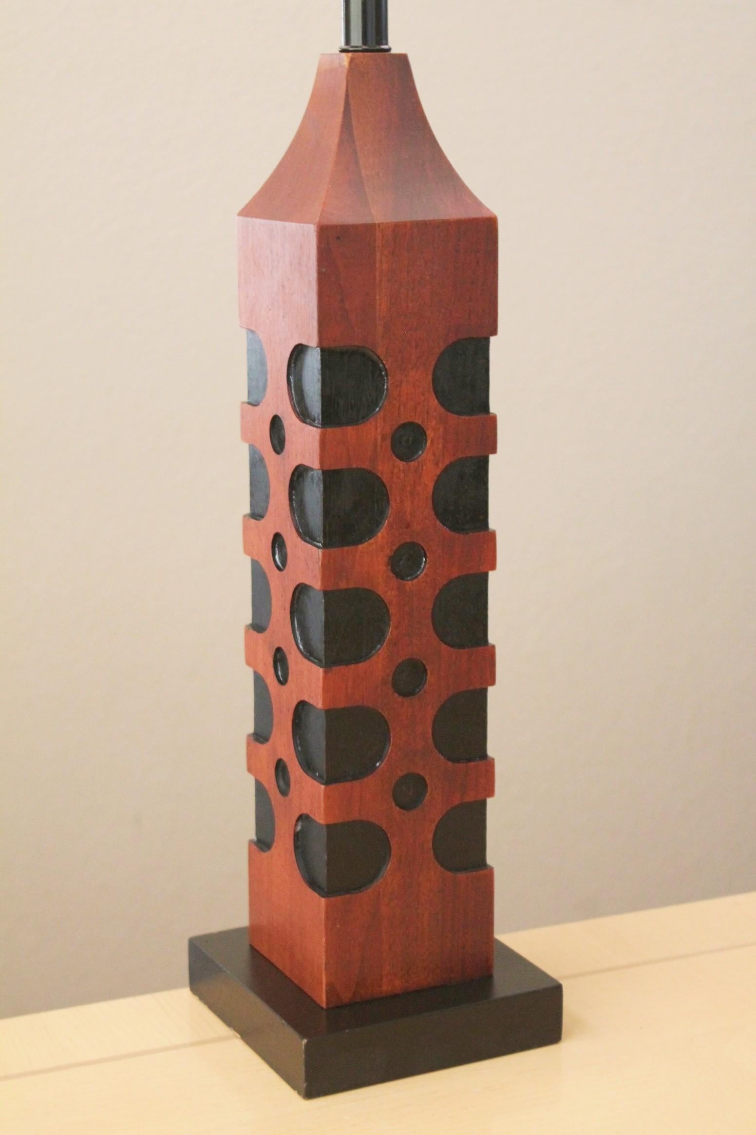 Rar Wolkenkratzer-Tischlampe aus Rosenholz und Teakholz von Paul Evans, 1960er Jahre, Mid-Century Modern (Handgefertigt) im Angebot