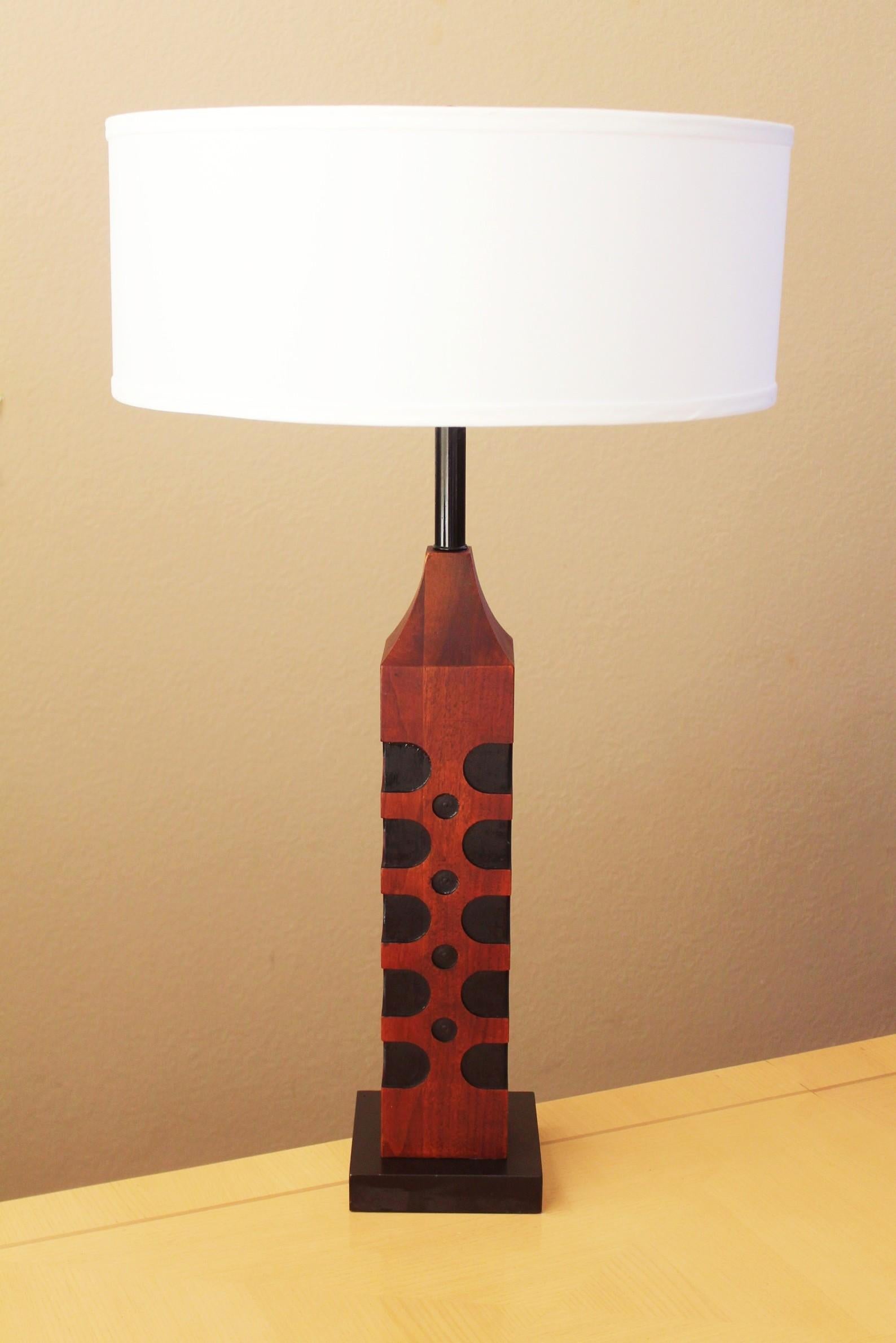 Rar Wolkenkratzer-Tischlampe aus Rosenholz und Teakholz von Paul Evans, 1960er Jahre, Mid-Century Modern (Metall) im Angebot