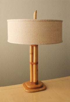 Rare ! Lampe de bureau moderne du milieu du siècle dernier en bambou Paul Frankl, années 1940