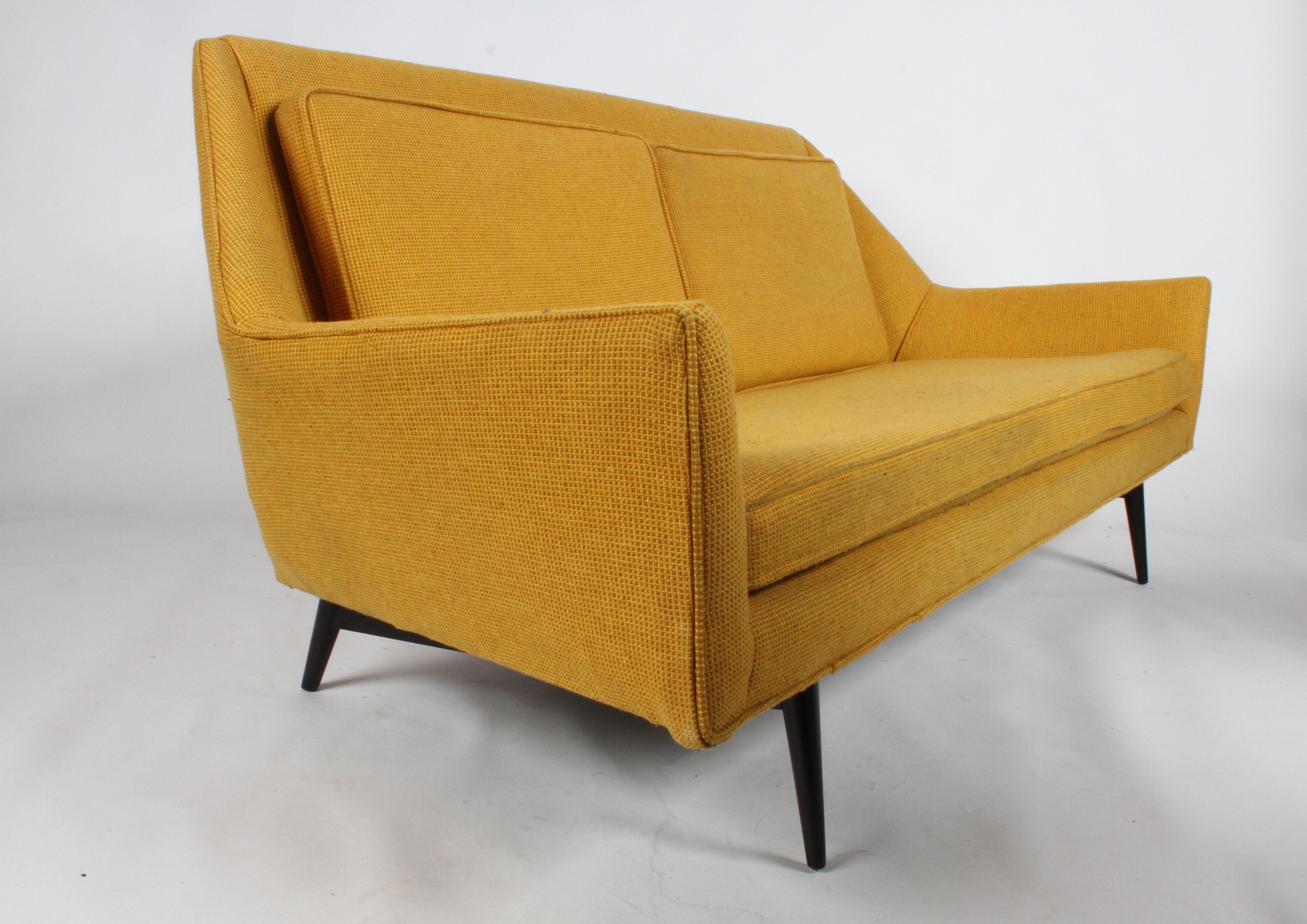 Rare Mid-Century Modern Paul McCobb for Directional Sculptural Cubist Sofa  In Good Condition For Sale In St. Louis, MO