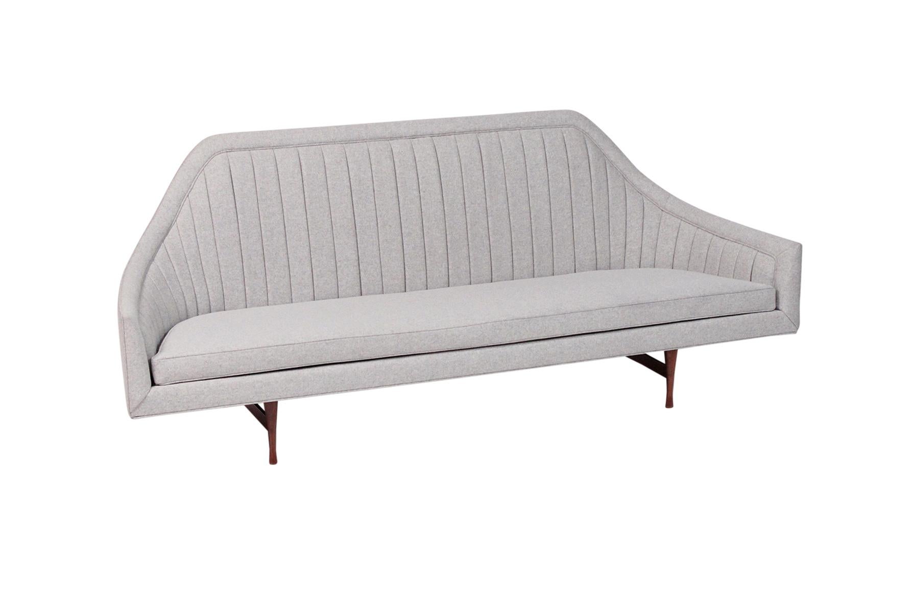 Seltenes Paul McCobb Symmetric Group Sofa für Widdicomb, Symmetric Group (Moderne der Mitte des Jahrhunderts) im Angebot