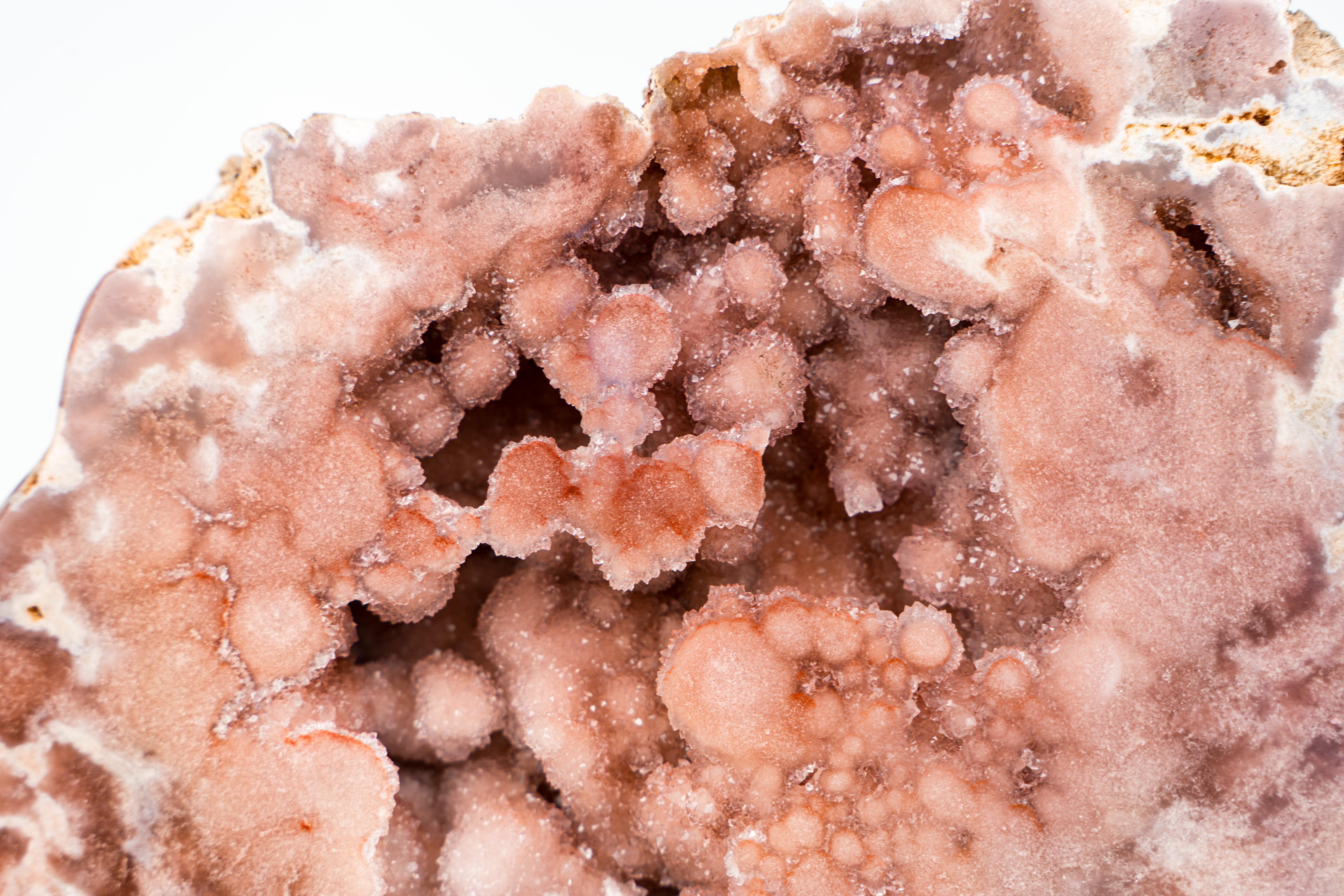 XXI secolo e contemporaneo Raro geode di ametista rosa pesca con superba galassia rosa druzy in vendita