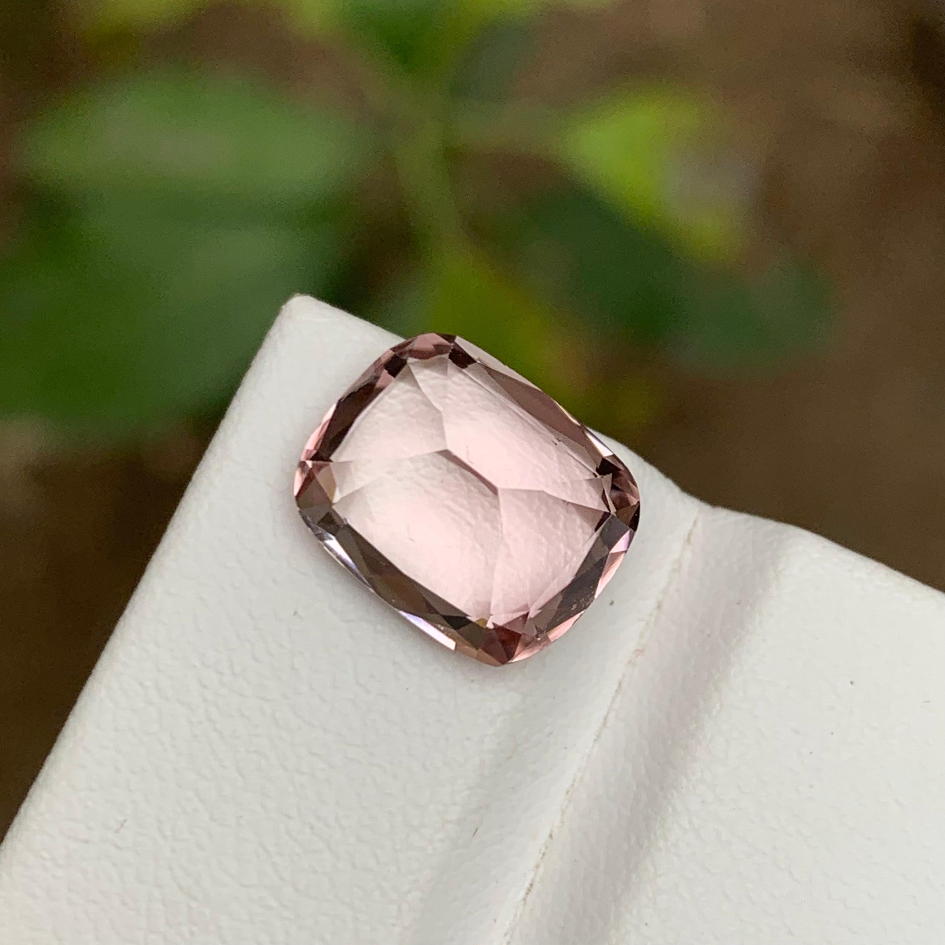 Rare Peachy Pink Natural Tourmaline Gemstone, 5.70 Ct Cushion Cut-Ring/Pendant In New Condition For Sale In Peshawar, PK