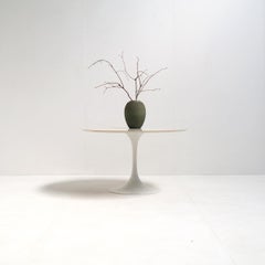 Rara mesa de comedor con pedestal de Raymond Loewy para Doubinski Frères, serie DF2000