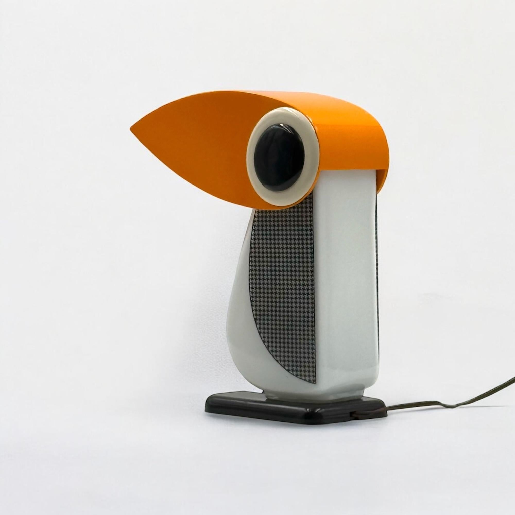 Rare Penguin Lamp by Fernando Cassetta for Tacman Manara in Orange, 1970s In Good Condition In San Benedetto Del Tronto, IT