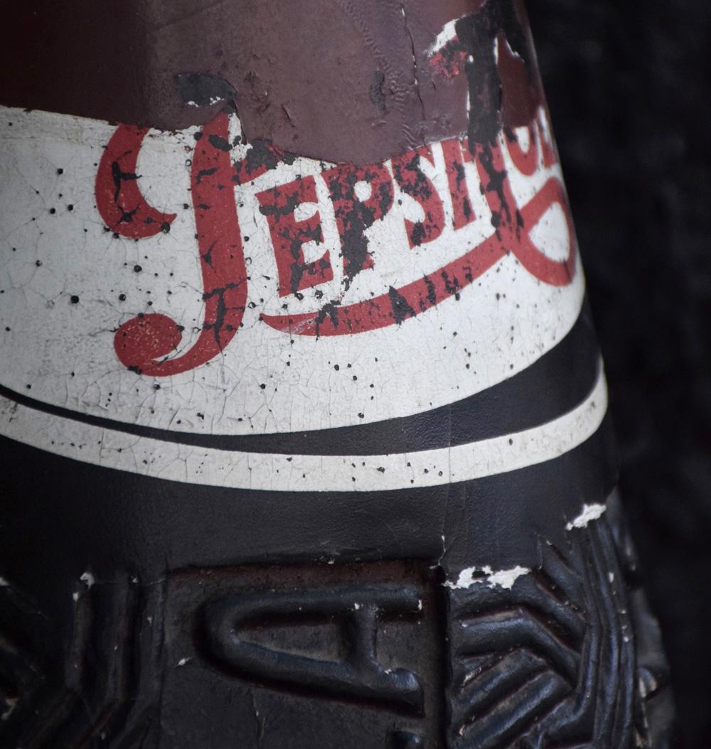 Vintage papier mâché oversized pepsi cola advertising bottle, circa 1960.

Wonderful original papier mâché handmade oversized original Pepsi Cola Advertising display bottle dated 1960. A very rare and truly magnificent iconic decorative piece of