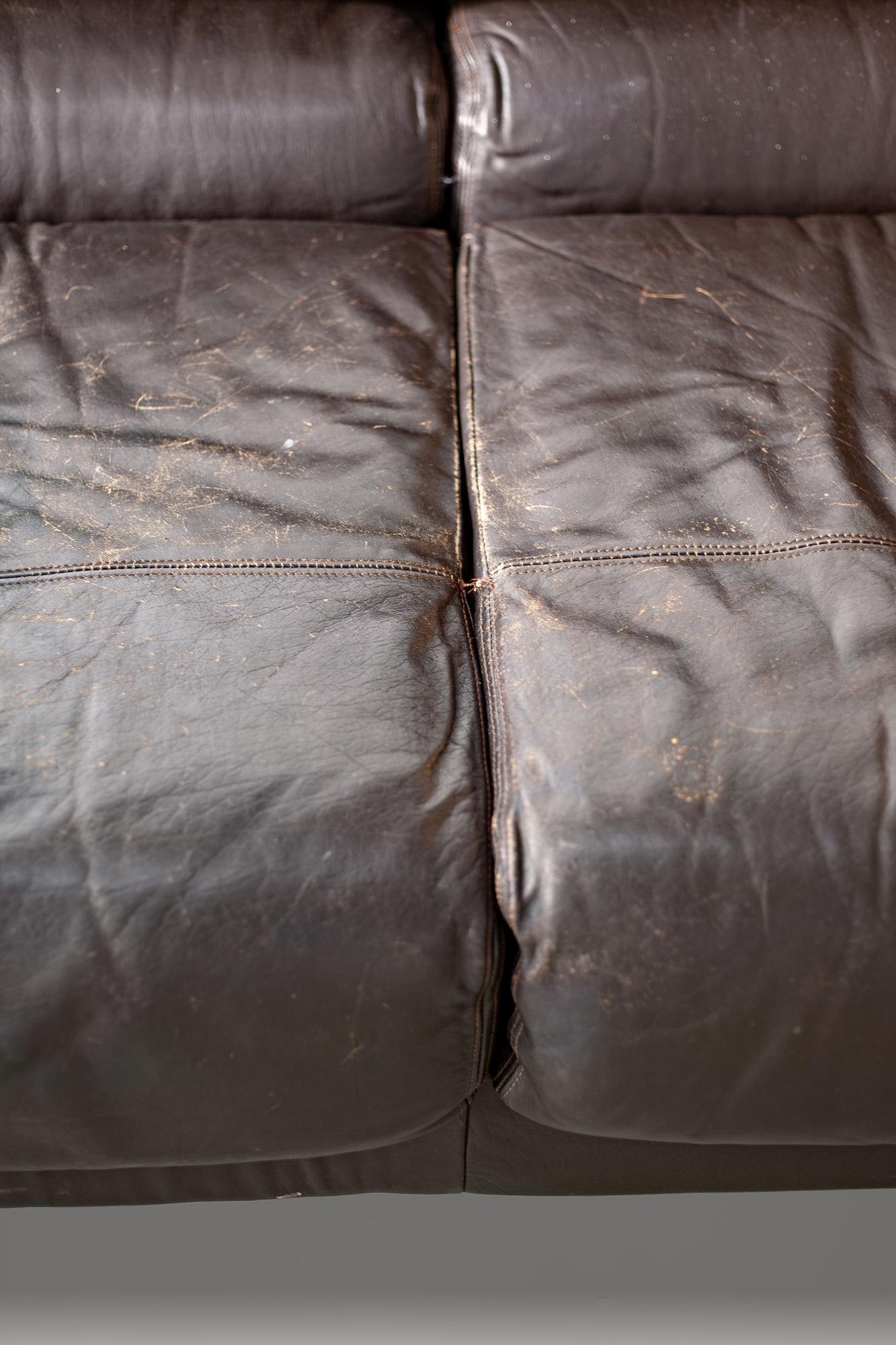 Rare Percival Lafer Sofa in Dark Brown Leather For Sale 7