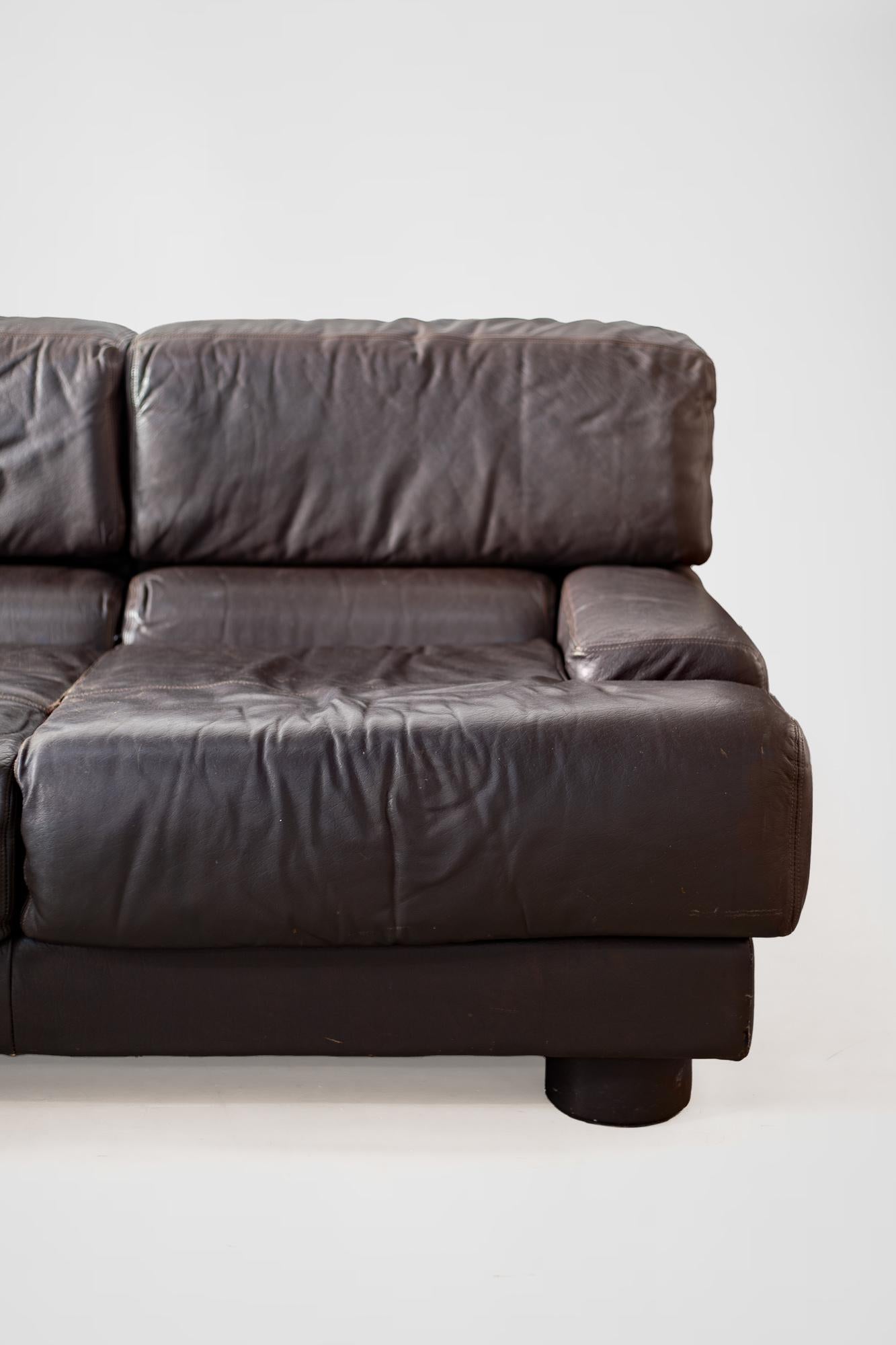 Rare Percival Lafer Sofa in Dark Brown Leather For Sale 8