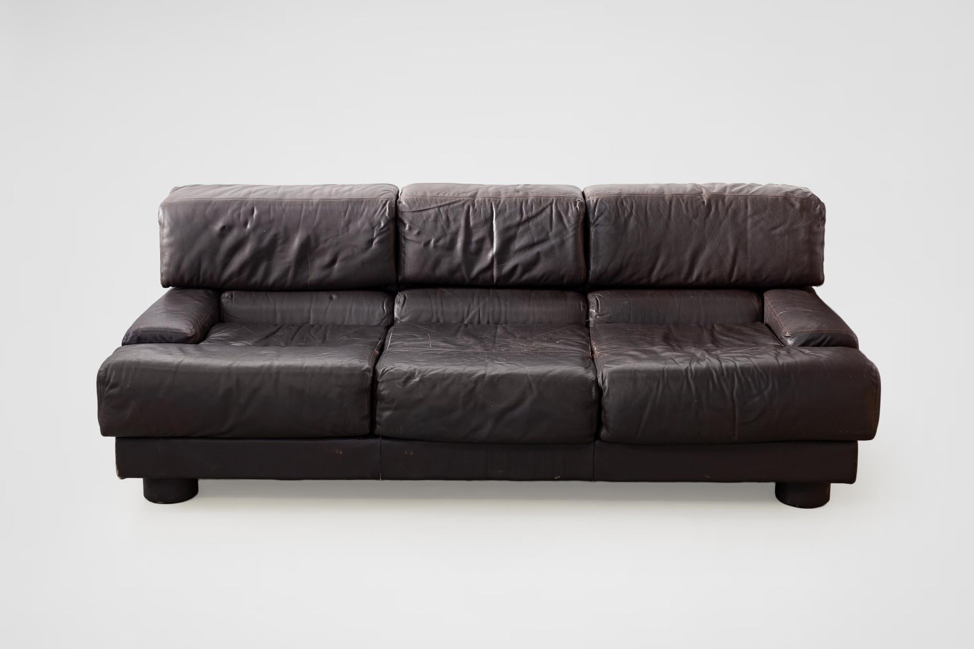 Rare Percival Lafer Sofa in Dark Brown Leather For Sale 11