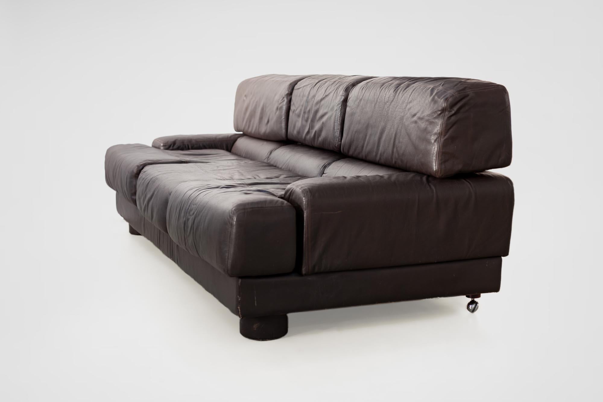 Rare Percival Lafer Sofa in Dark Brown Leather In Good Condition In Brooklyn, NY