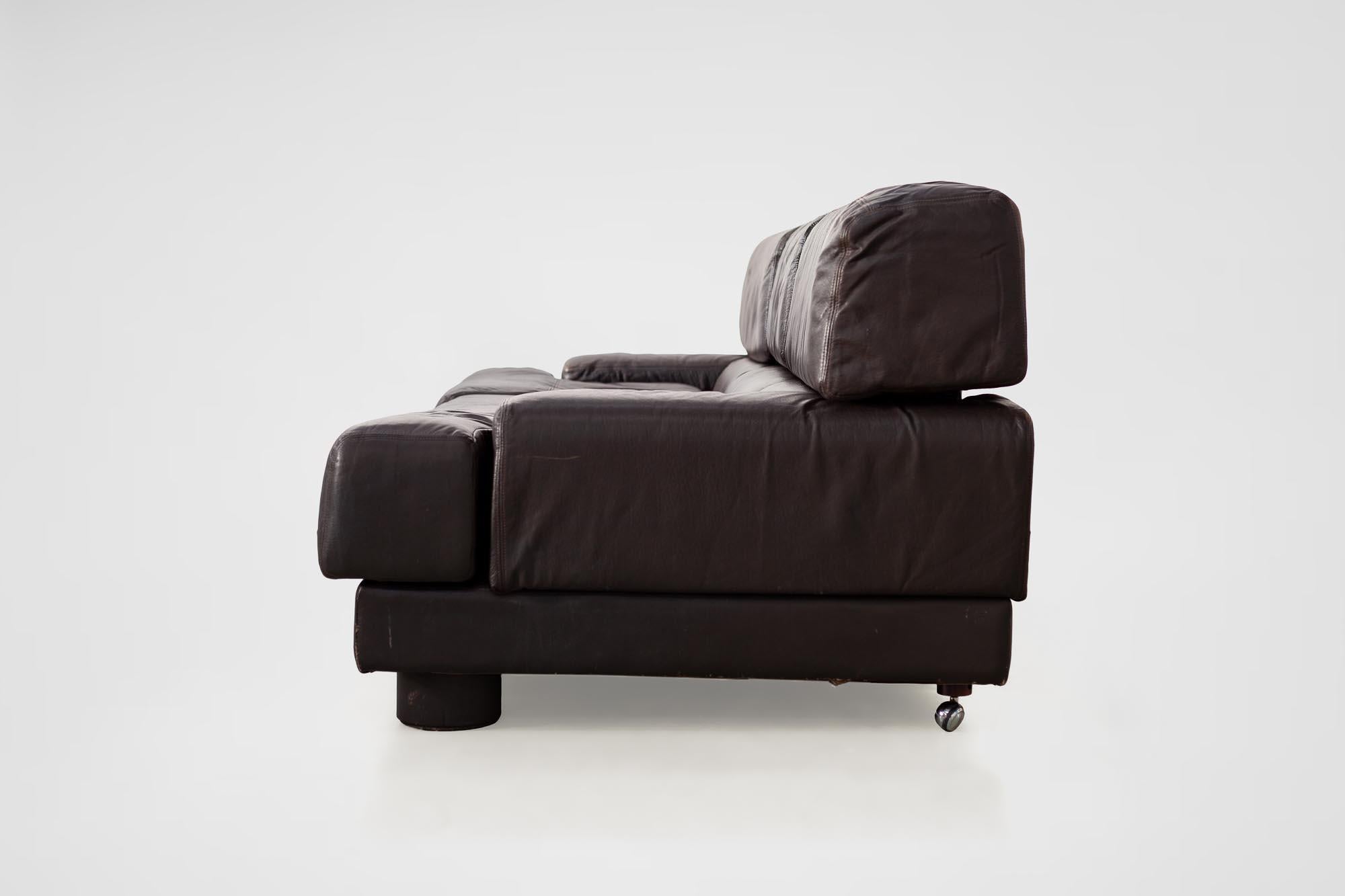 Rare Percival Lafer Sofa in Dark Brown Leather For Sale 2