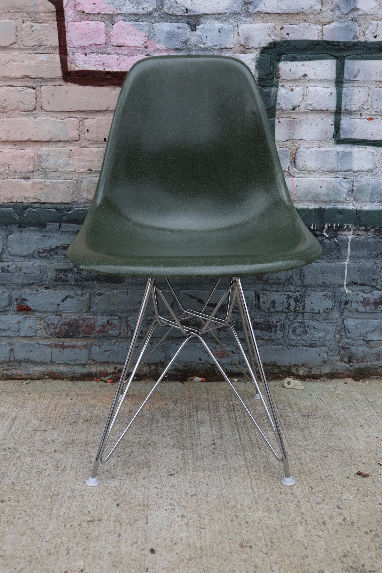 green eiffel chair