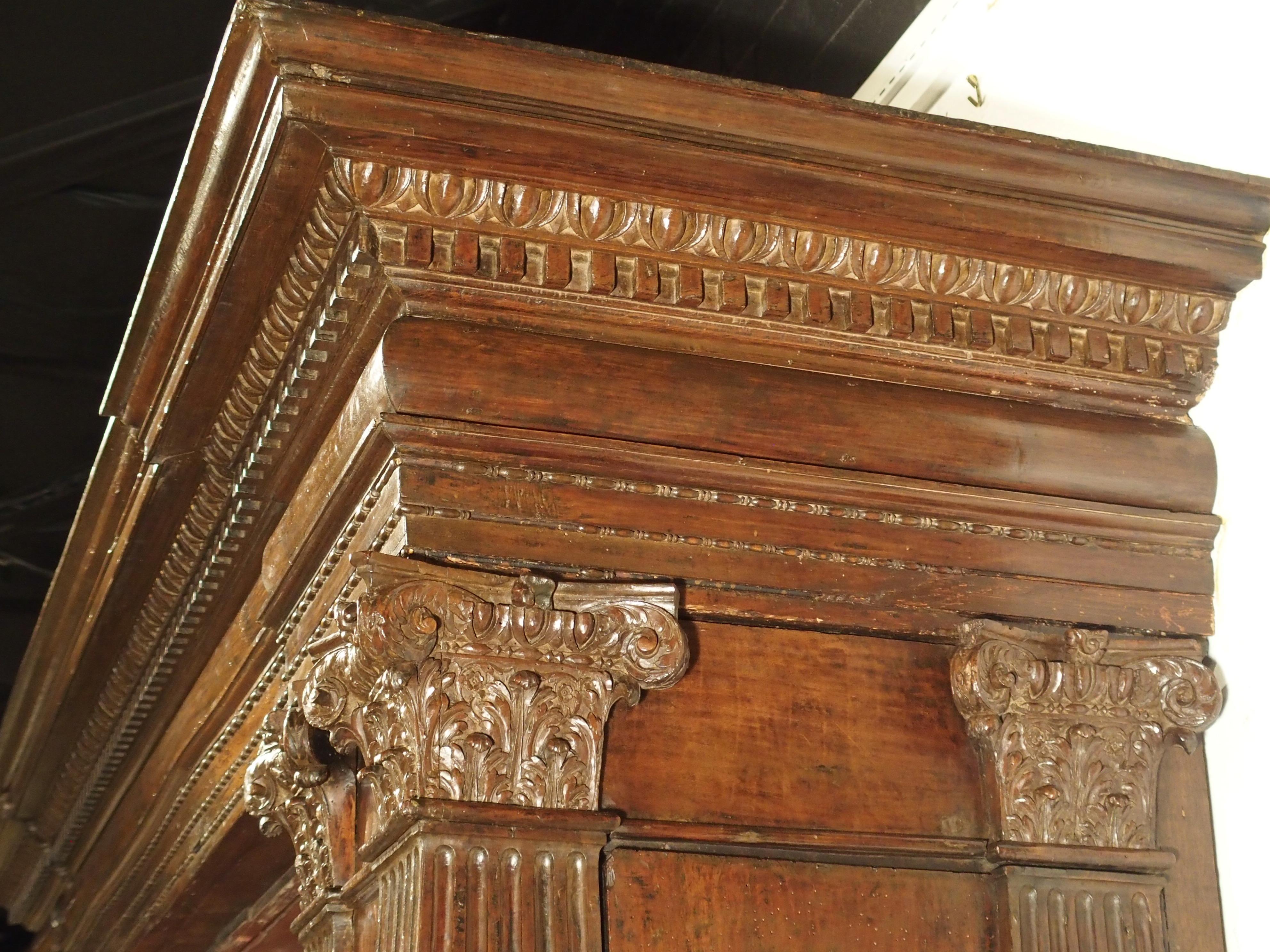 Rare Period Italian Renaissance Walnut Wood Armadio Bookcase 8