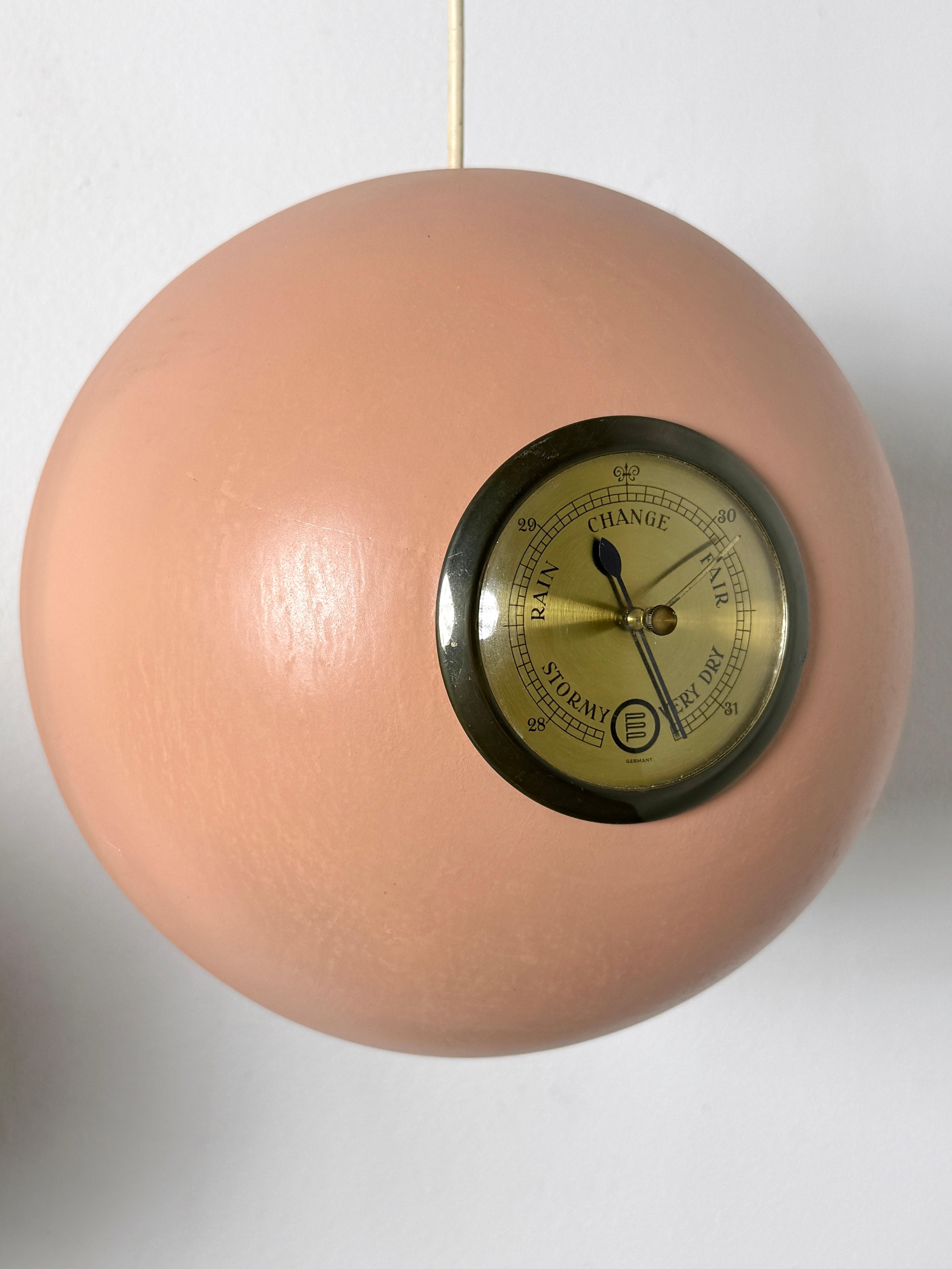 Rara stazione meteorologica atomica mobile da parete in ceramica di Peters Pepper in vendita 4
