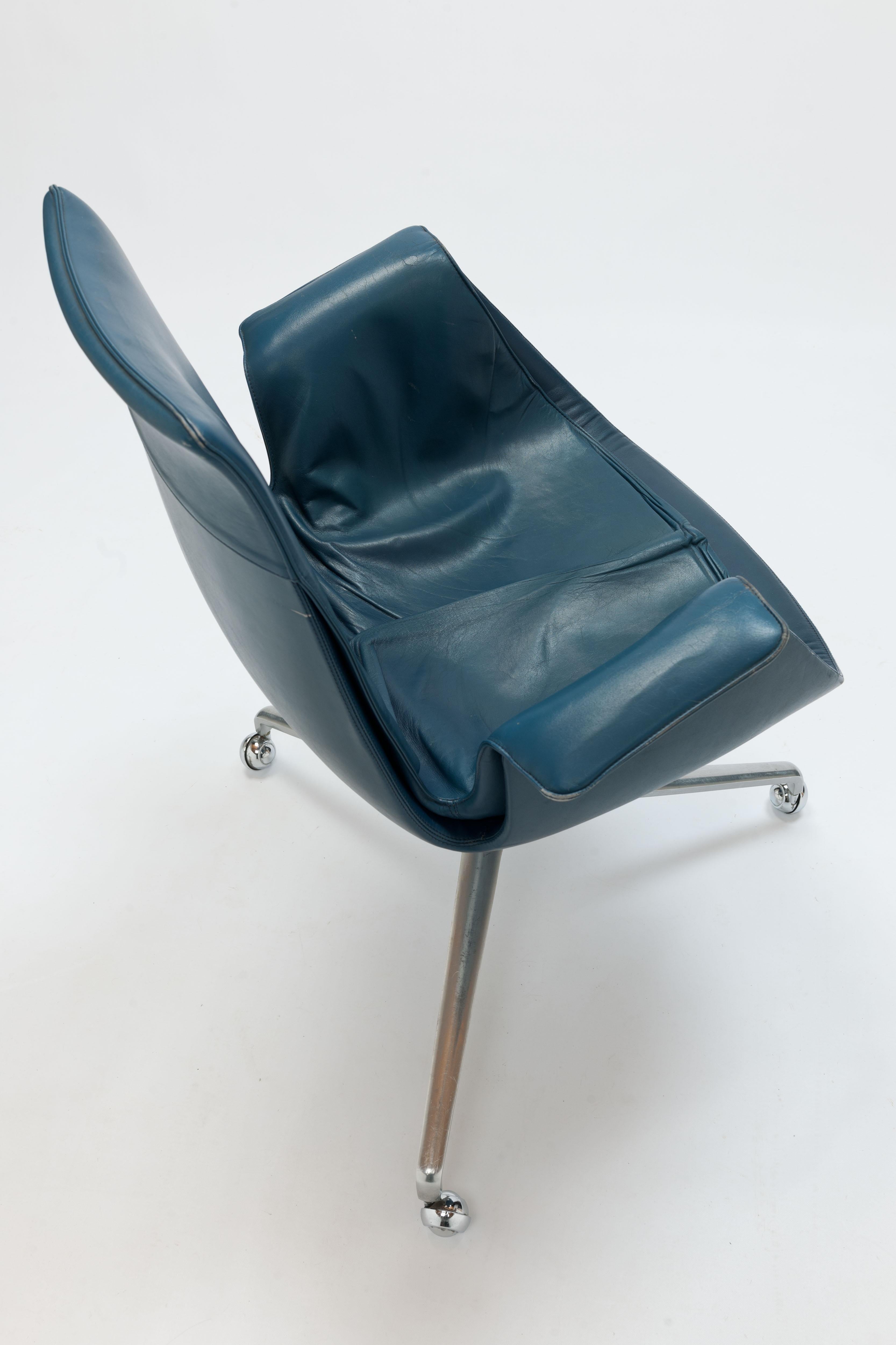  Tulip Bird Desk Chair by Jorgen Kastholm & Preben Fabricius (2 pcs. available)  2