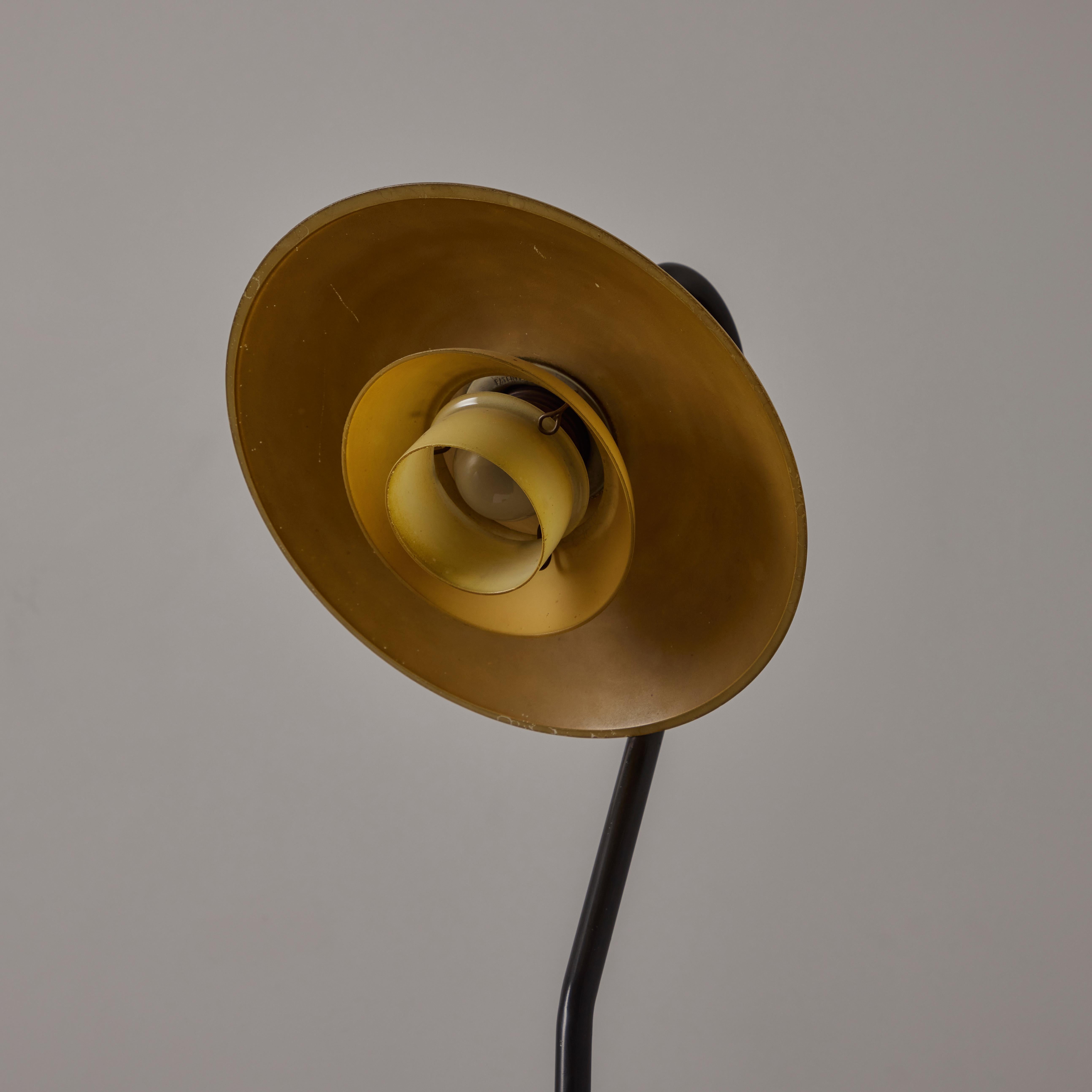 Rara lámpara de pie PH 3/2 de Poul Henningsen en venta 3