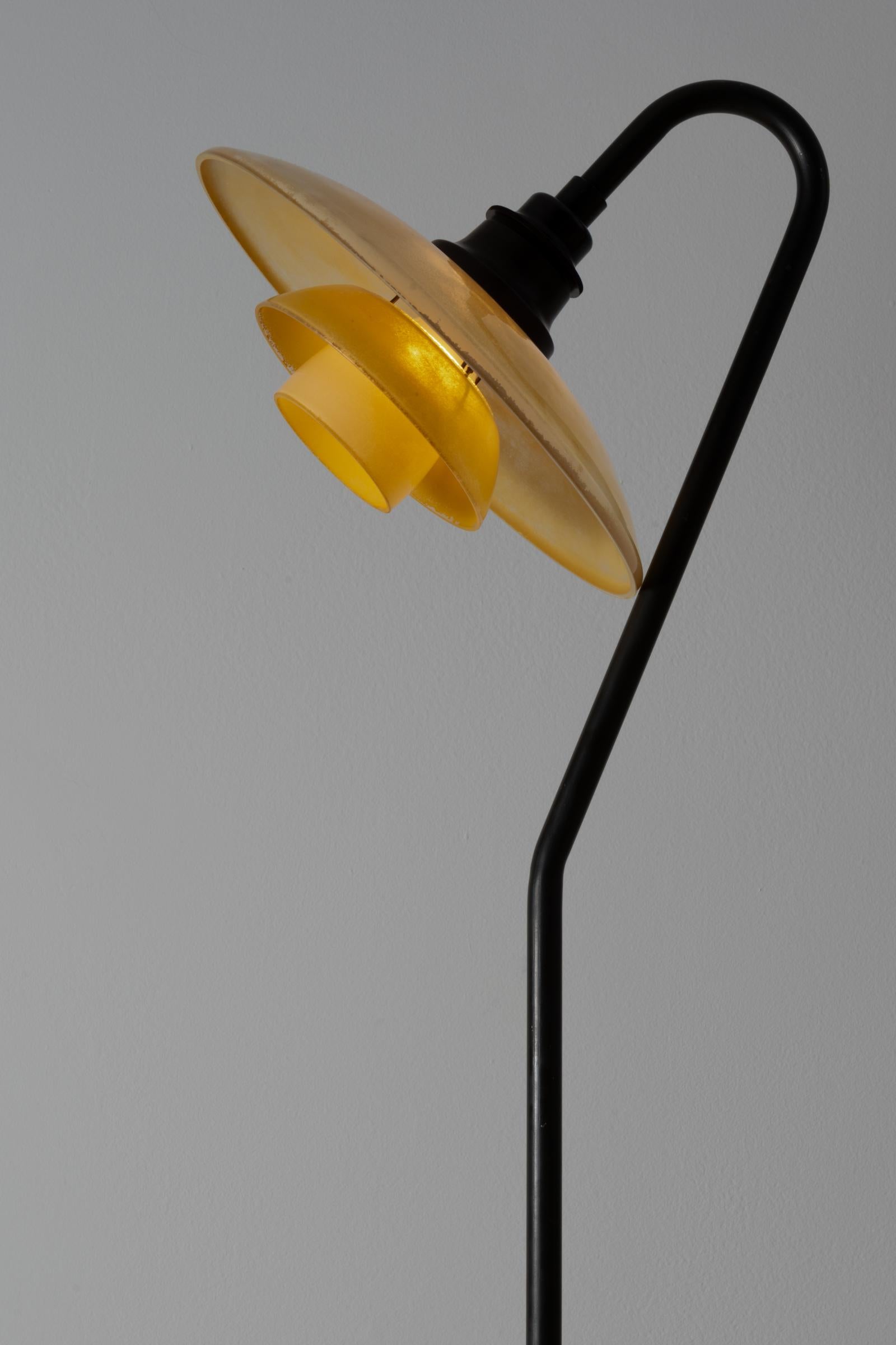 Mid-Century Modern Rare lampadaire PH 3/2 de Poul Henningsen en vente