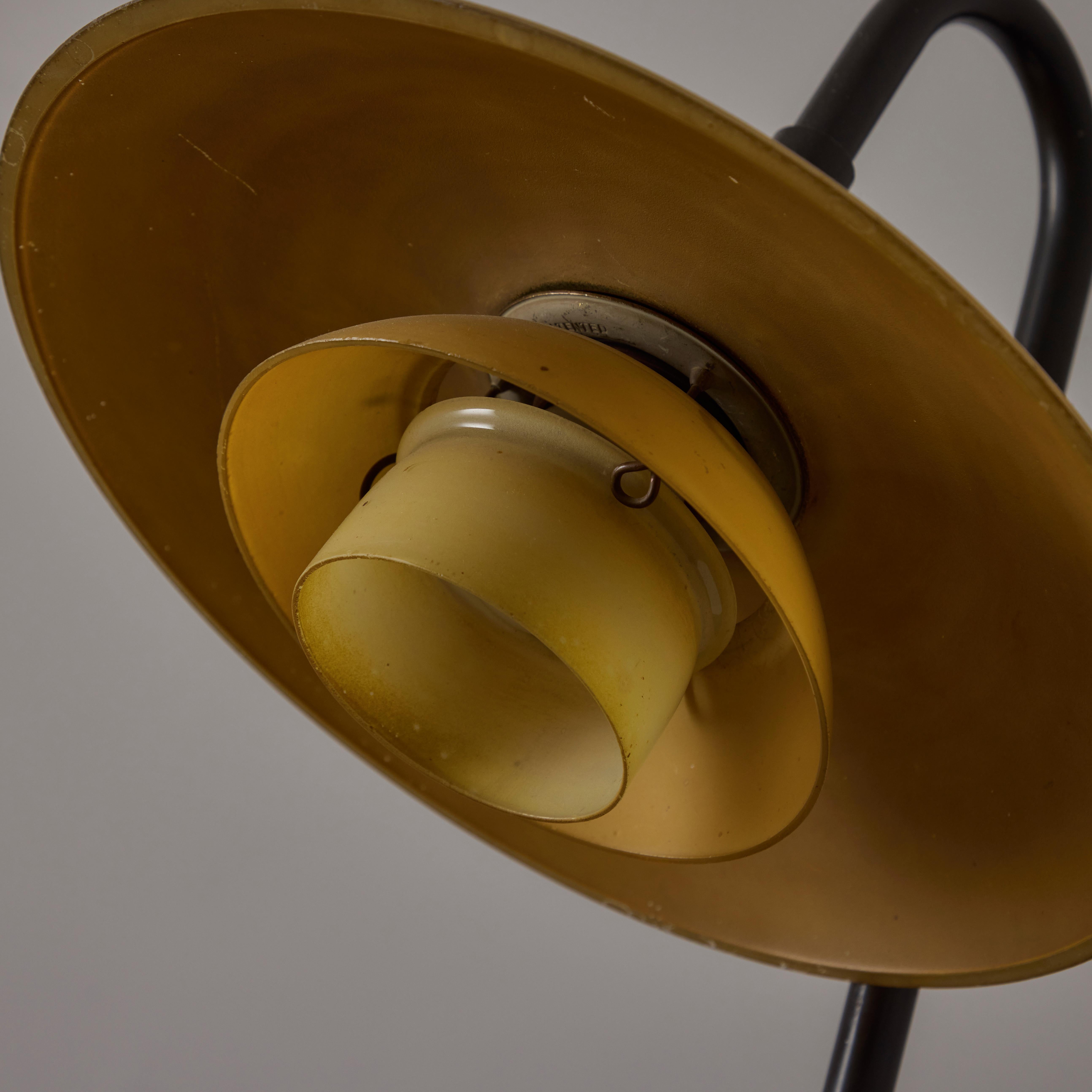 Rara lámpara de pie PH 3/2 de Poul Henningsen en venta 5