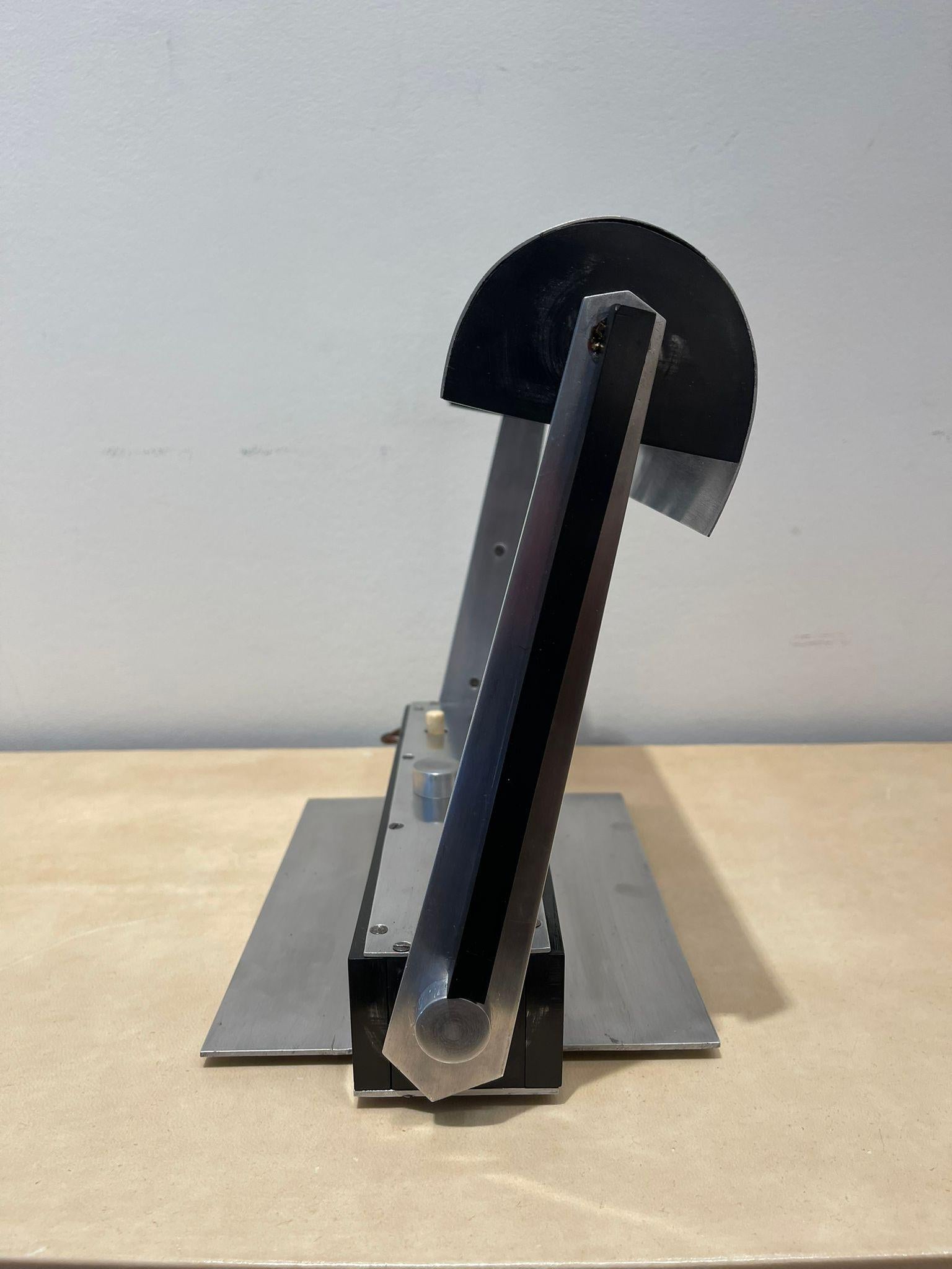 Rara lampada da pianoforte di Jacques LE CHEVALLIER e René KOECHLIN, modello No. 58, 1929 In condizioni buone in vendita a Paris, FR