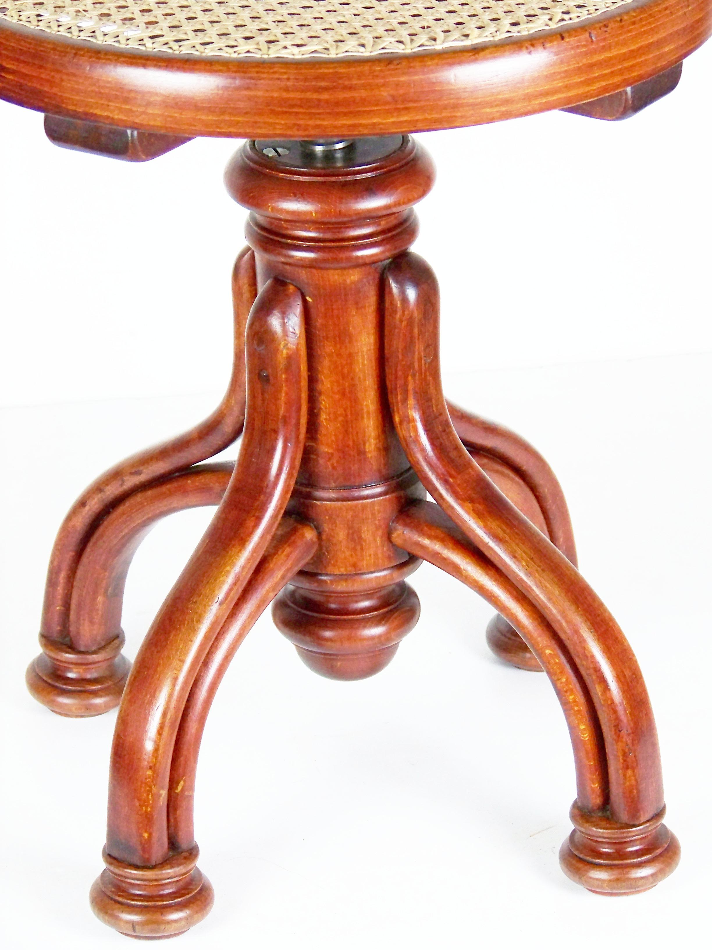 Art nouveau Rare tabouret de piano Thonet Nr.2, depuis 1895 en vente