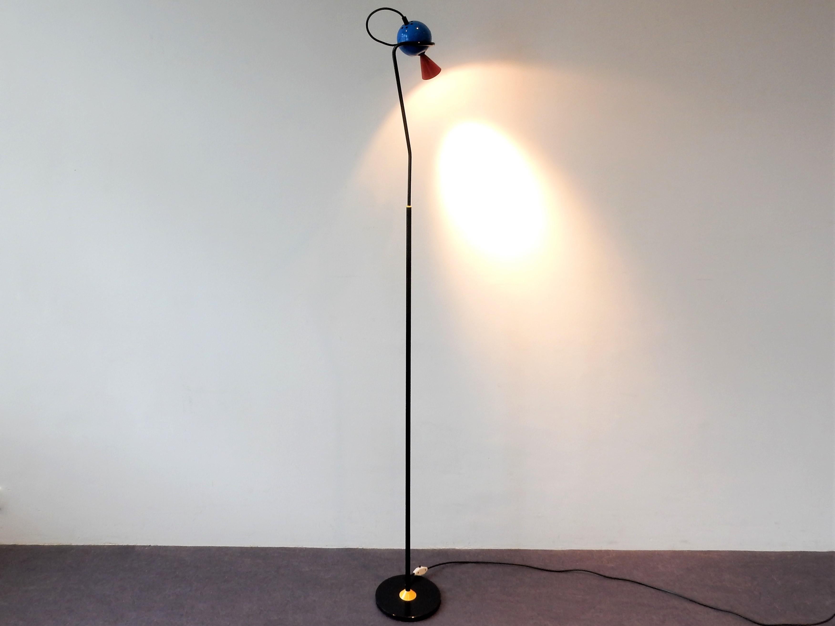 Rare lampadaire « Pico » d'Herman Hermsen pour Designum, Pays-Bas, années 1980 en vente 3